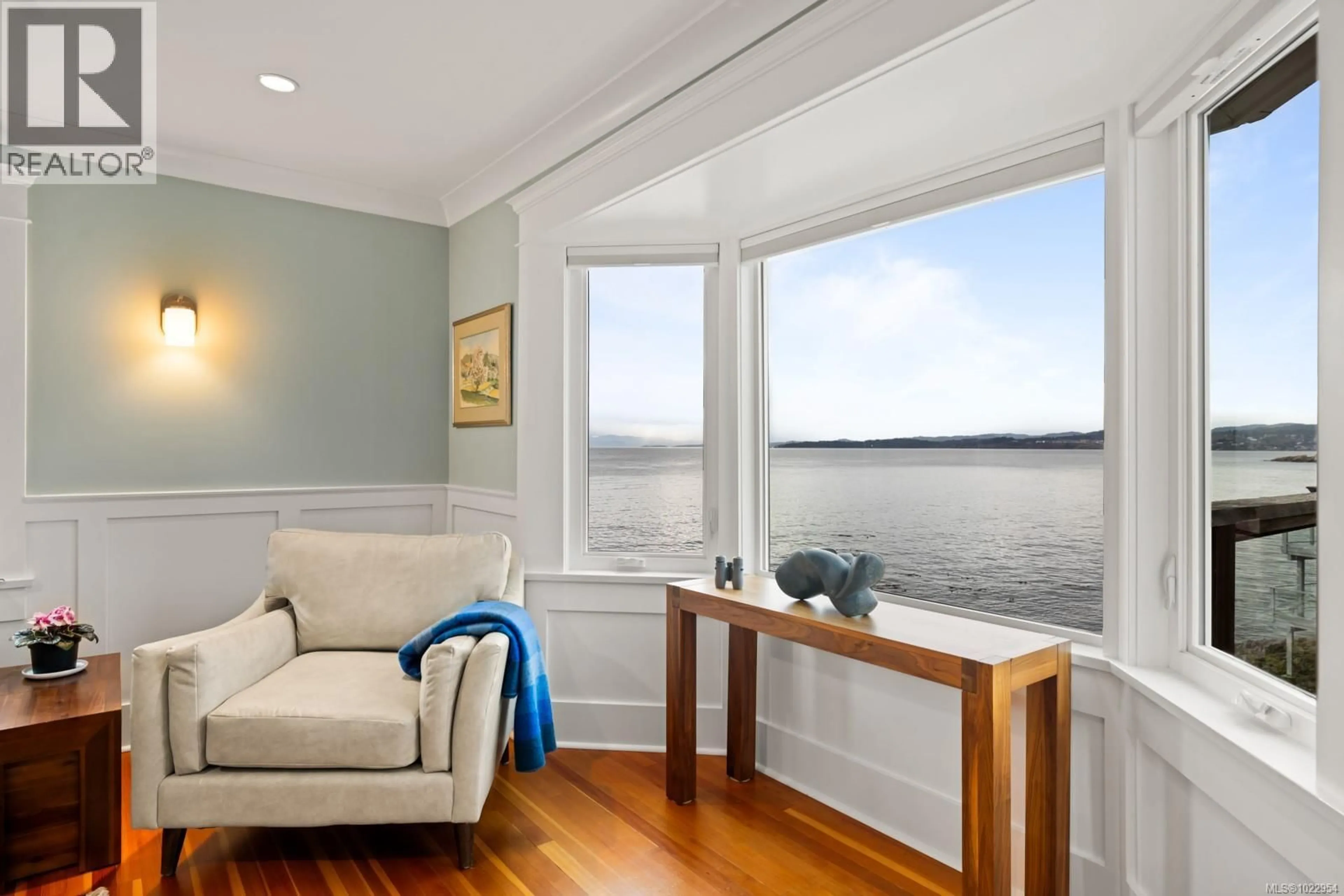 Unknown for 404 CONSTANCE AVENUE, Esquimalt British Columbia V9A6N3