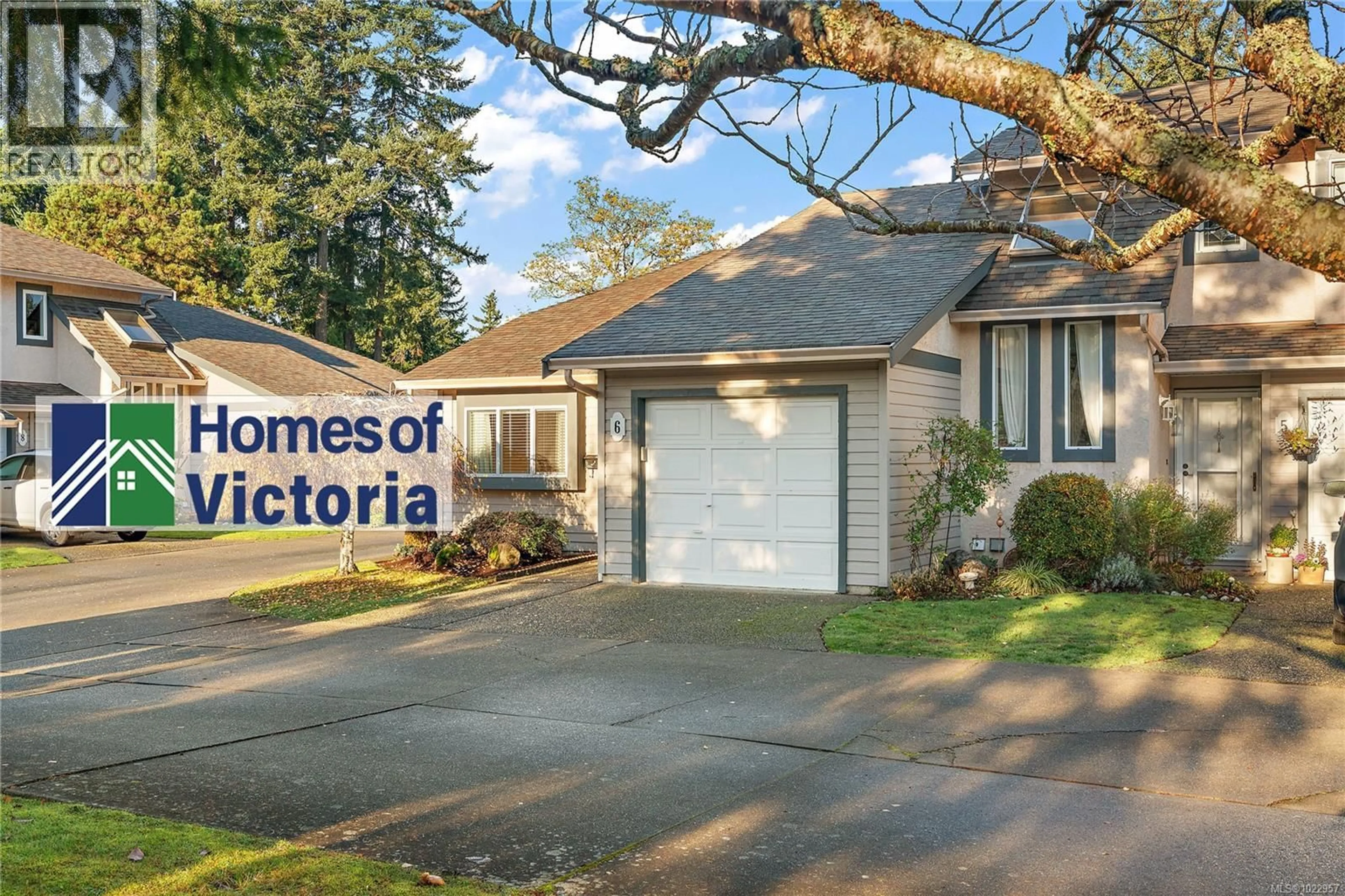 Home with vinyl exterior material, street for 6 - 515 MOUNT VIEW AVENUE, Colwood British Columbia V9B2B2