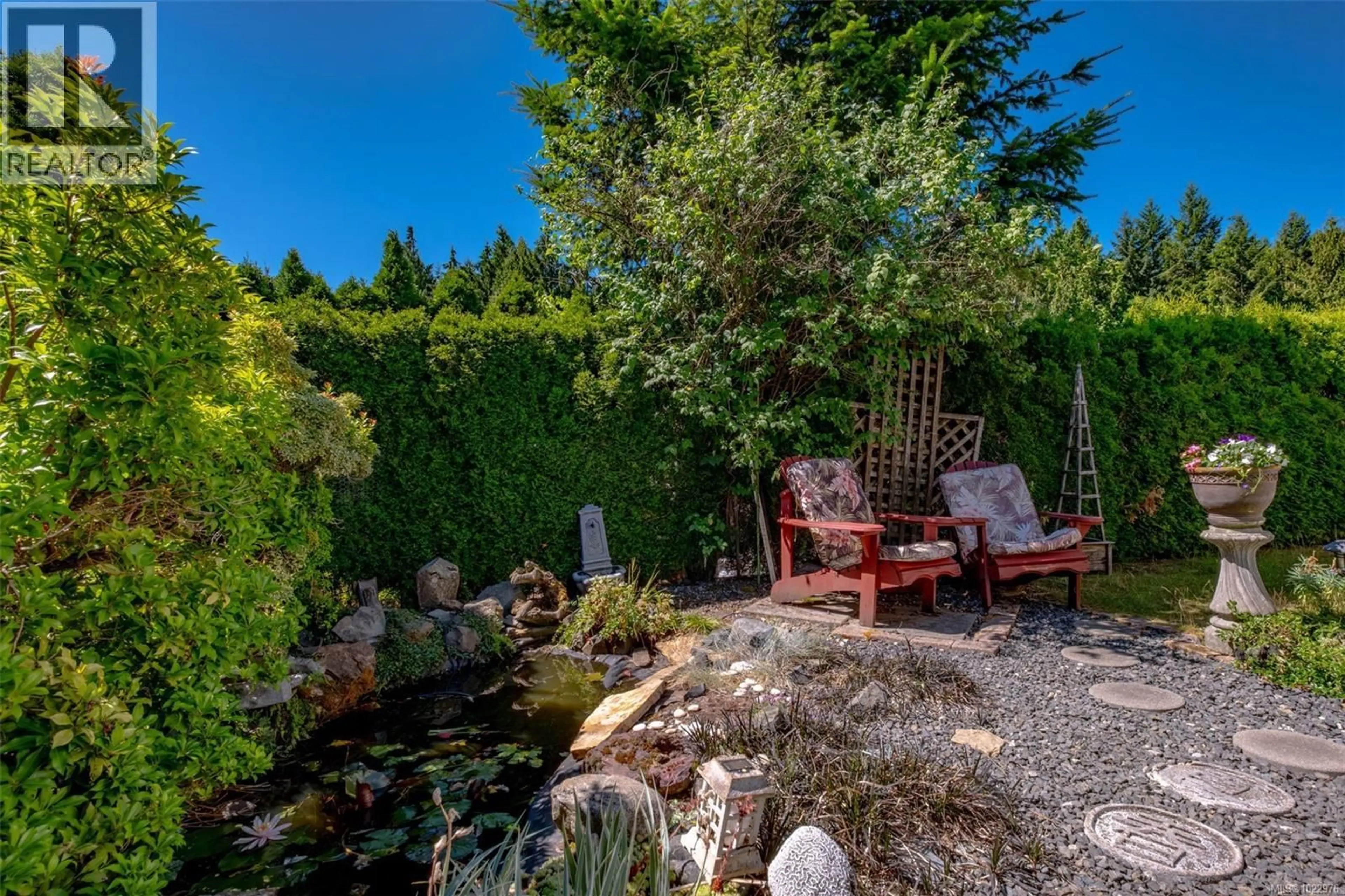 Patio, water/lake/river/ocean view for 1060 MURCHIE WAY, Nanaimo British Columbia V9R6K6