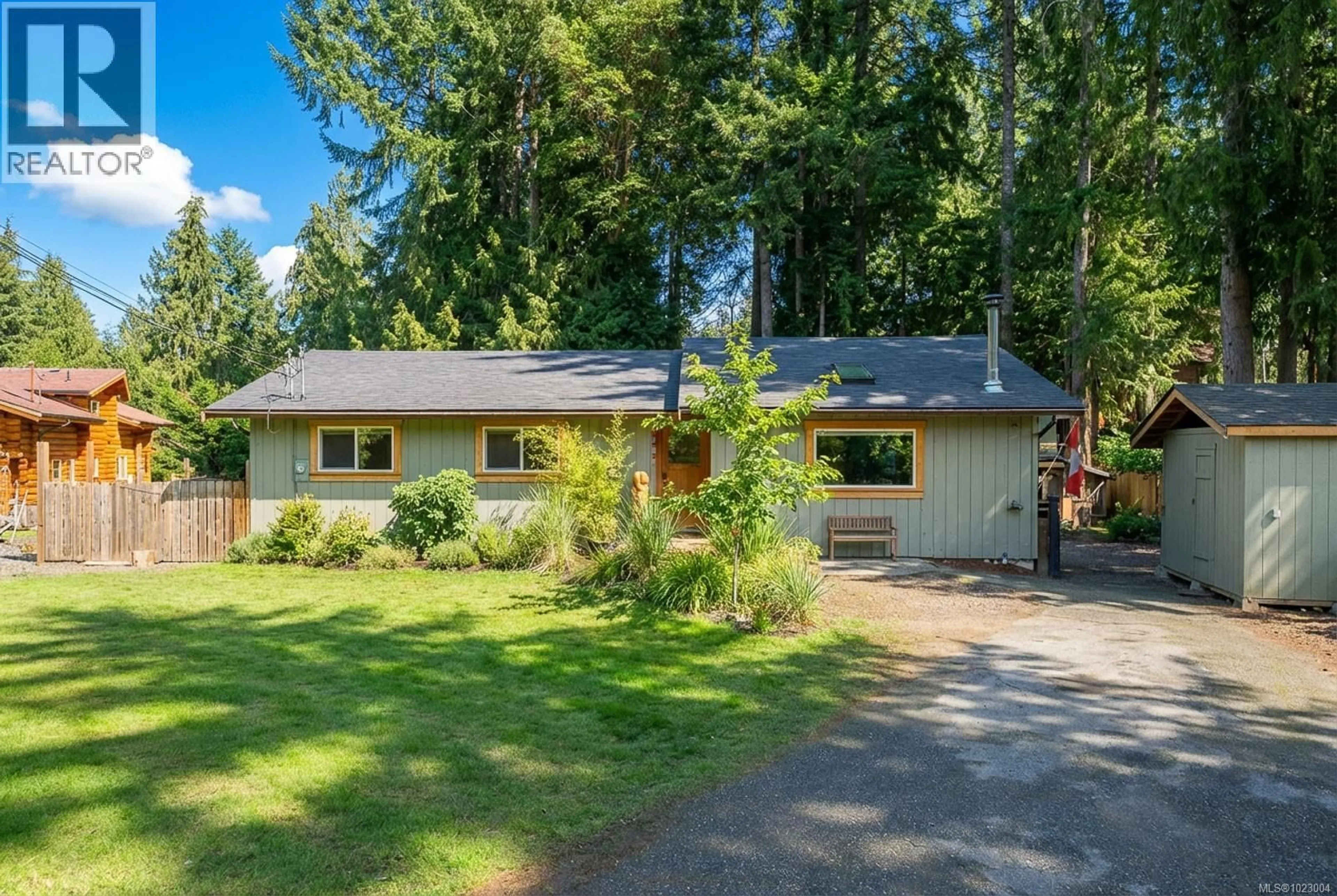 A pic from outside/outdoor area/front of a property/back of a property/a pic from drone, street for 2739 LINDEN LANE, Shawnigan Lake British Columbia V0R2W1