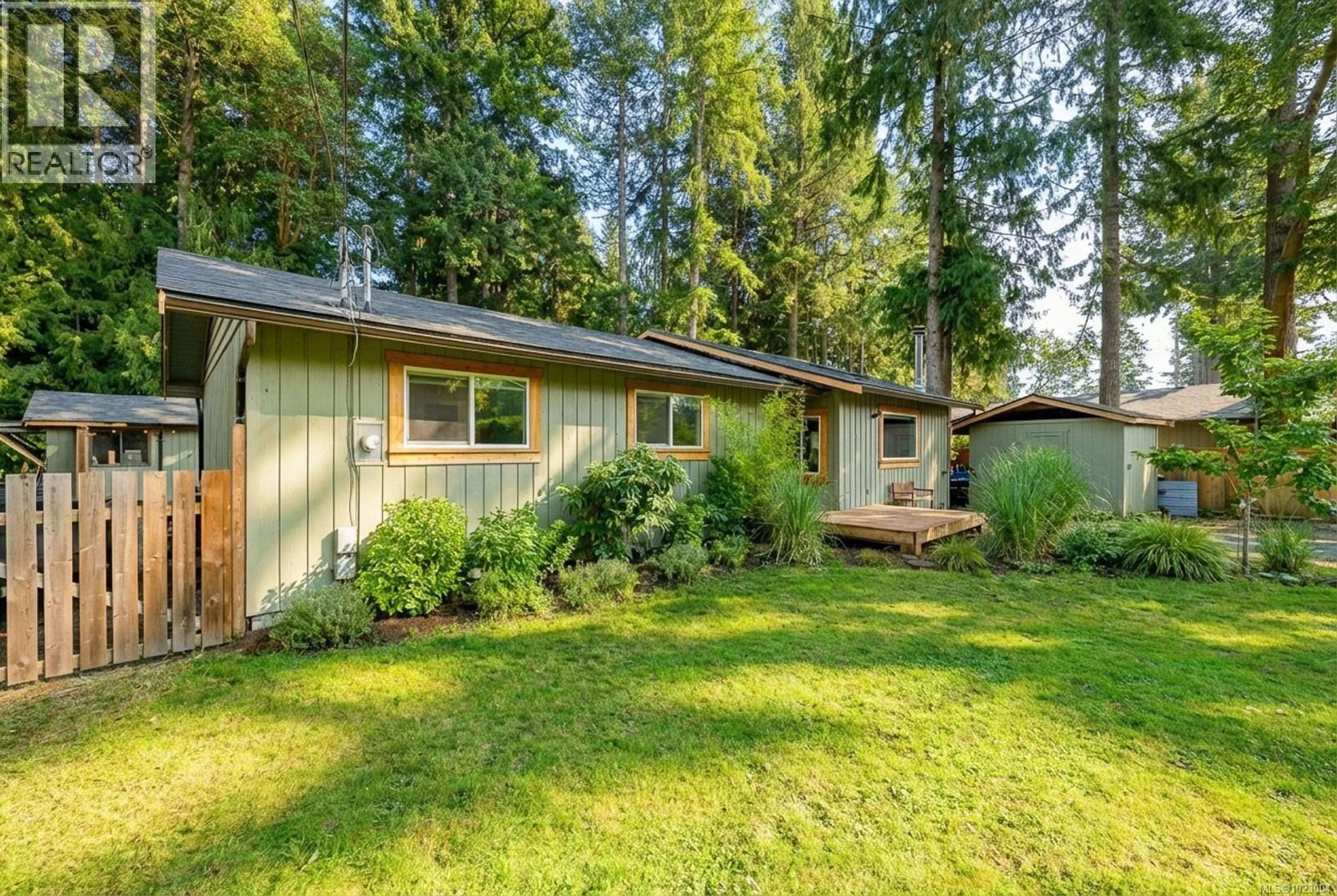 Home with vinyl exterior material, forest/trees view for 2739 LINDEN LANE, Shawnigan Lake British Columbia V0R2W1