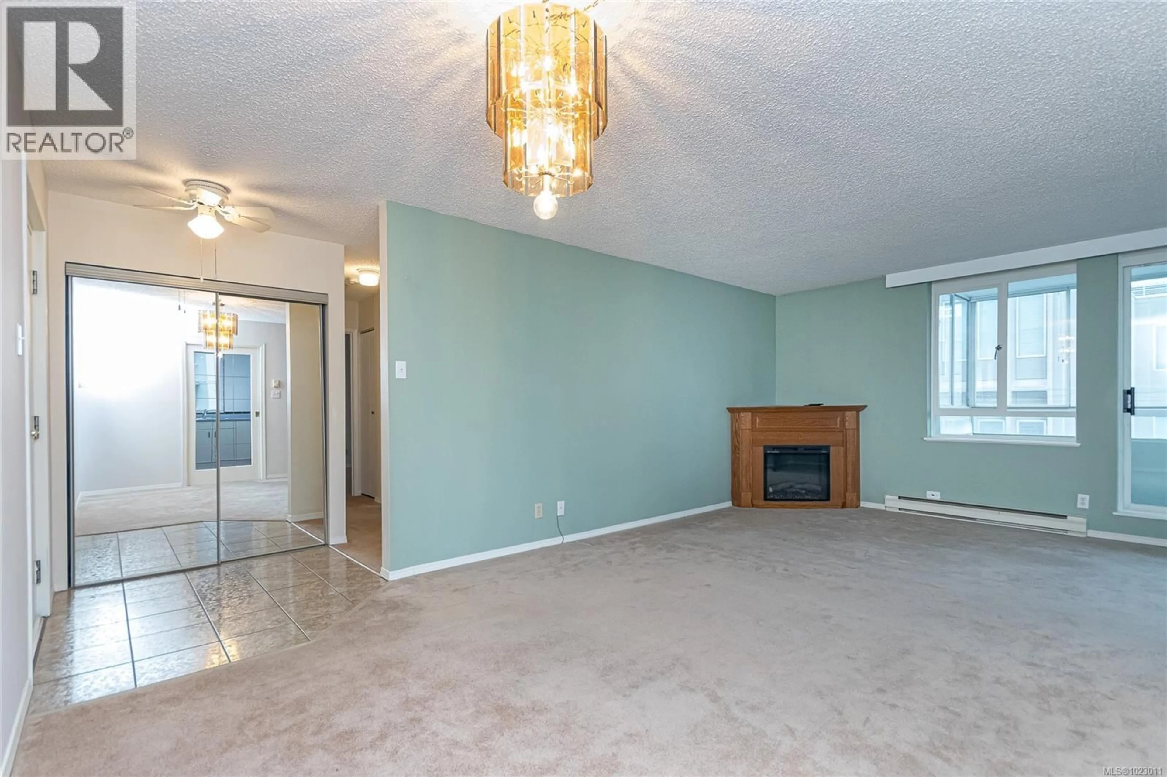 Living room with furniture, unknown for 401 - 1026 JOHNSON STREET, Victoria British Columbia V8V3N7