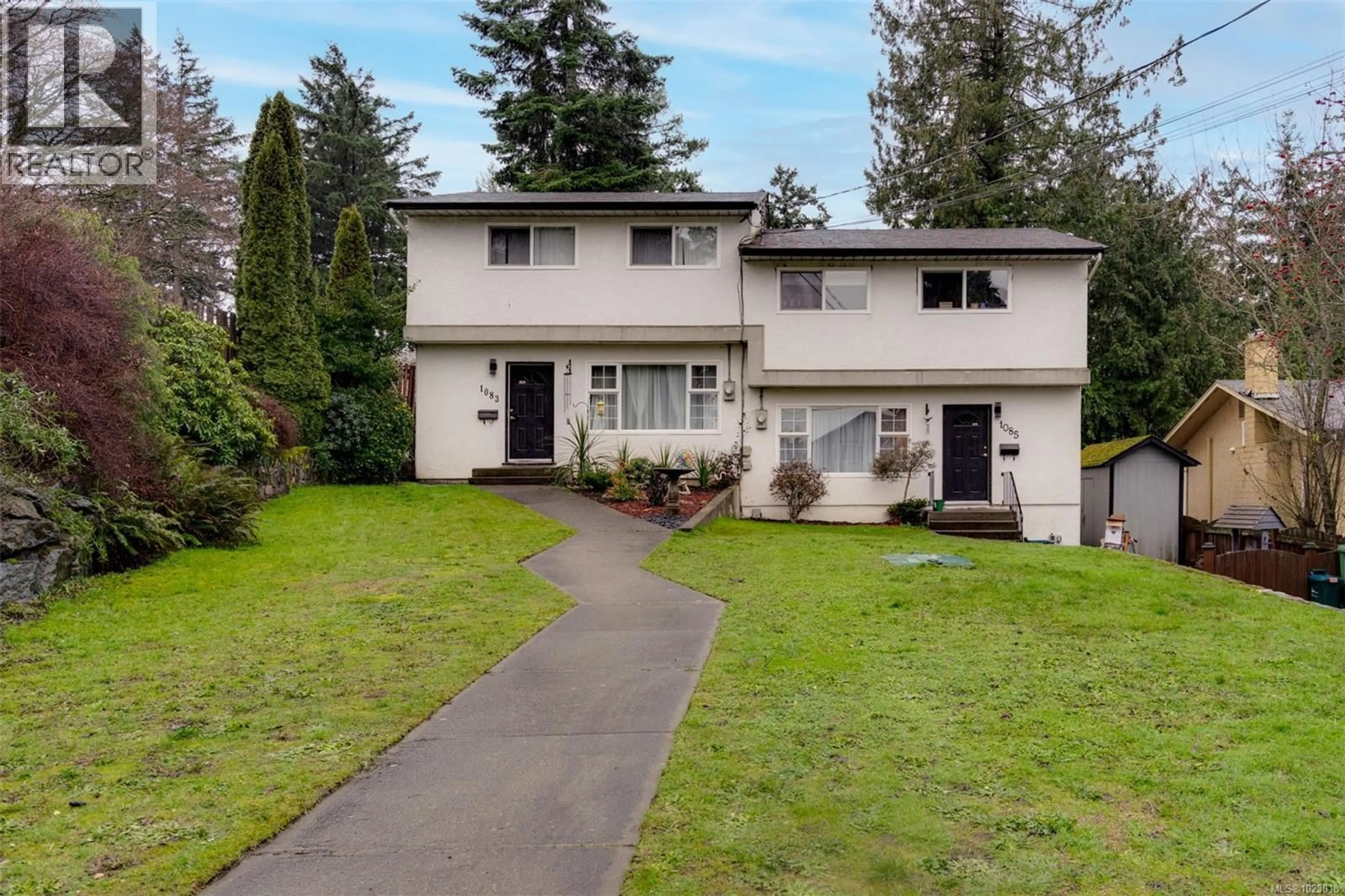 Home with vinyl exterior material, street for 1083/1085 JENKINS AVENUE, Langford British Columbia V9B4T2