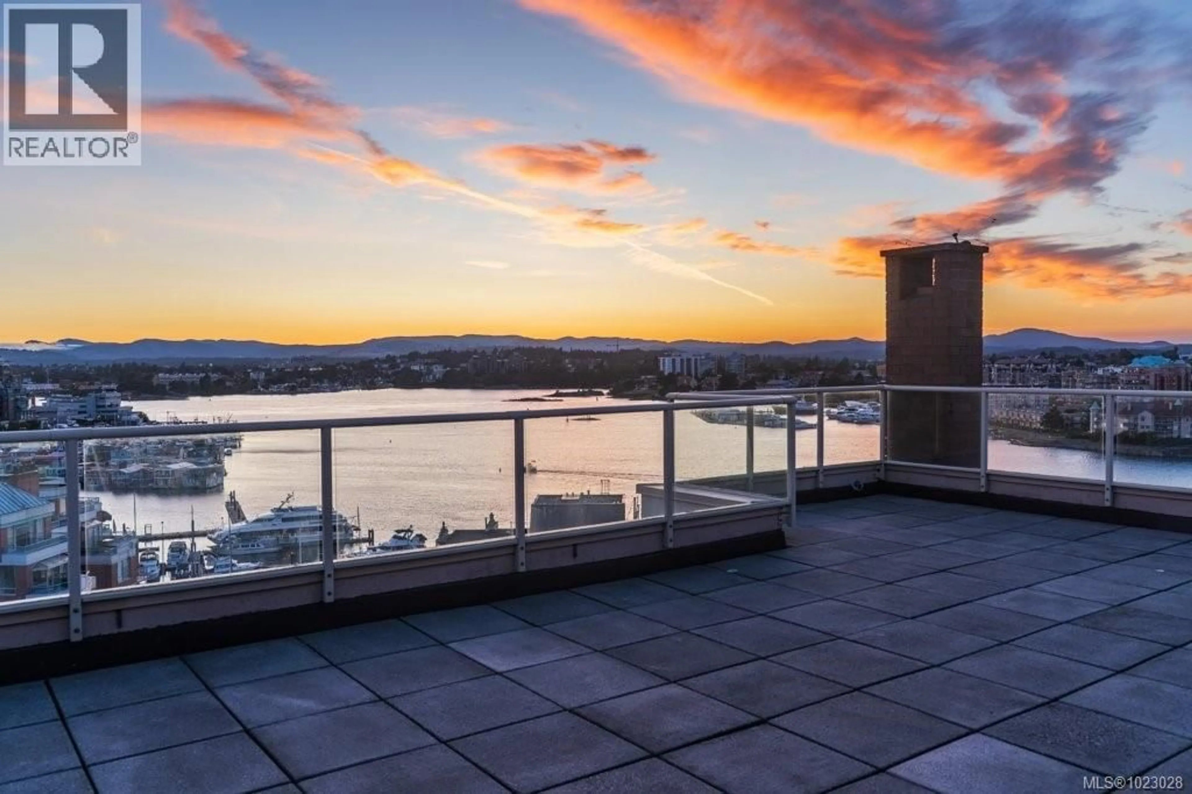 Patio, water/lake/river/ocean view for 1102 - 225 BELLEVILLE STREET, Victoria British Columbia V8V4T9