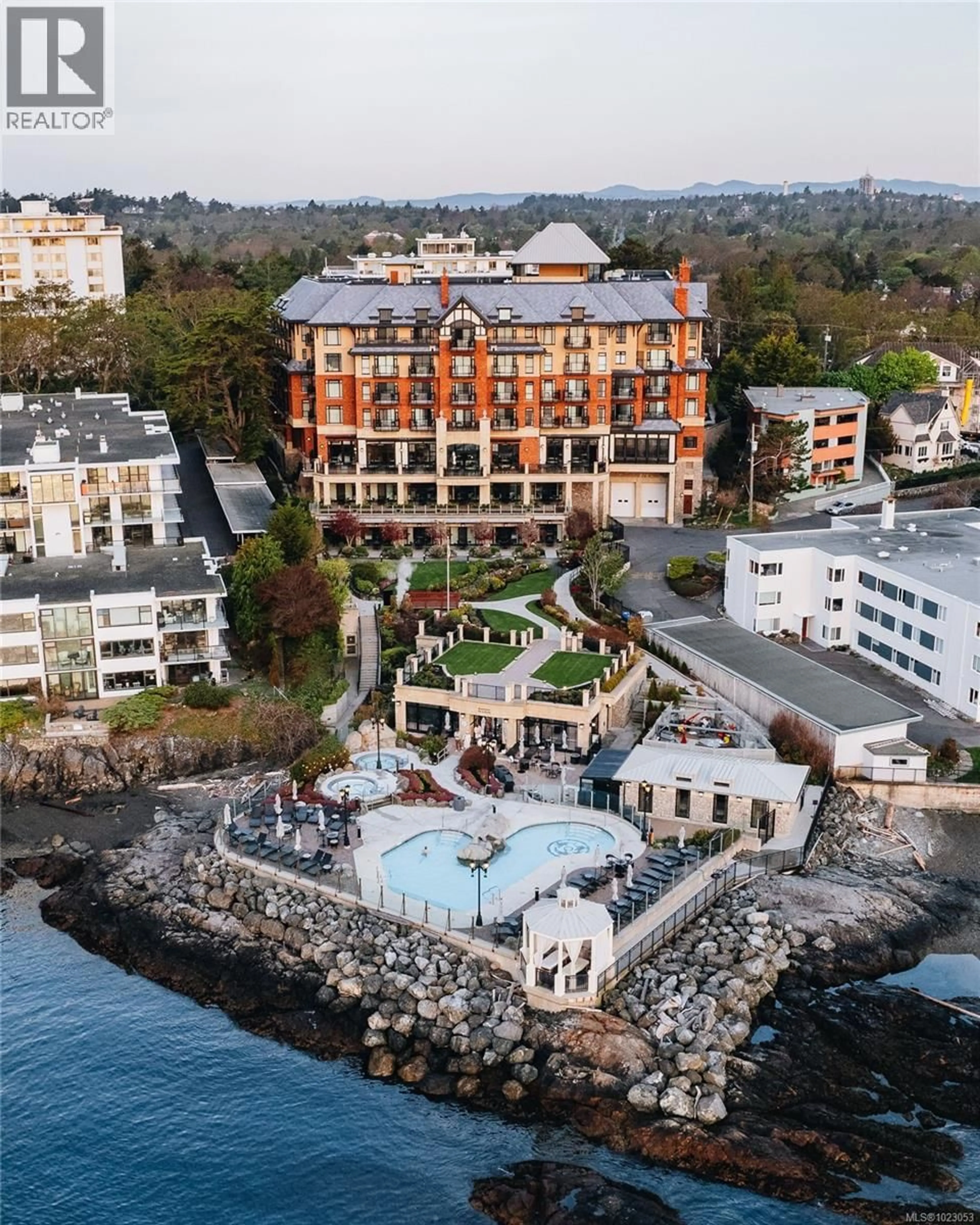 A pic from outside/outdoor area/front of a property/back of a property/a pic from drone, water/lake/river/ocean view for 505 - 1175 BEACH DRIVE, Oak Bay British Columbia V8S2N2