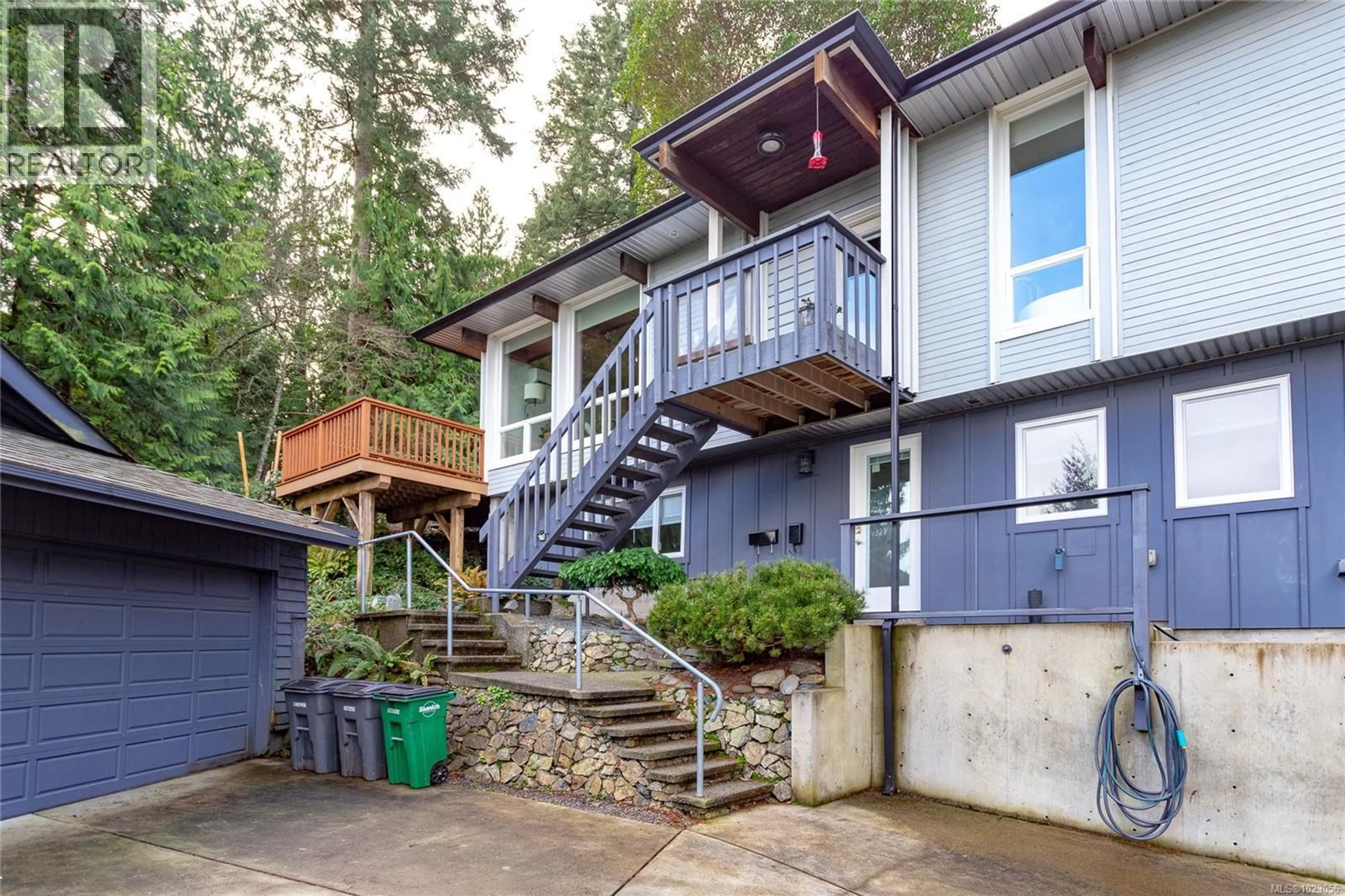 Unknown for 5150 POLSON TERRACE, Saanich British Columbia V8Y2C4