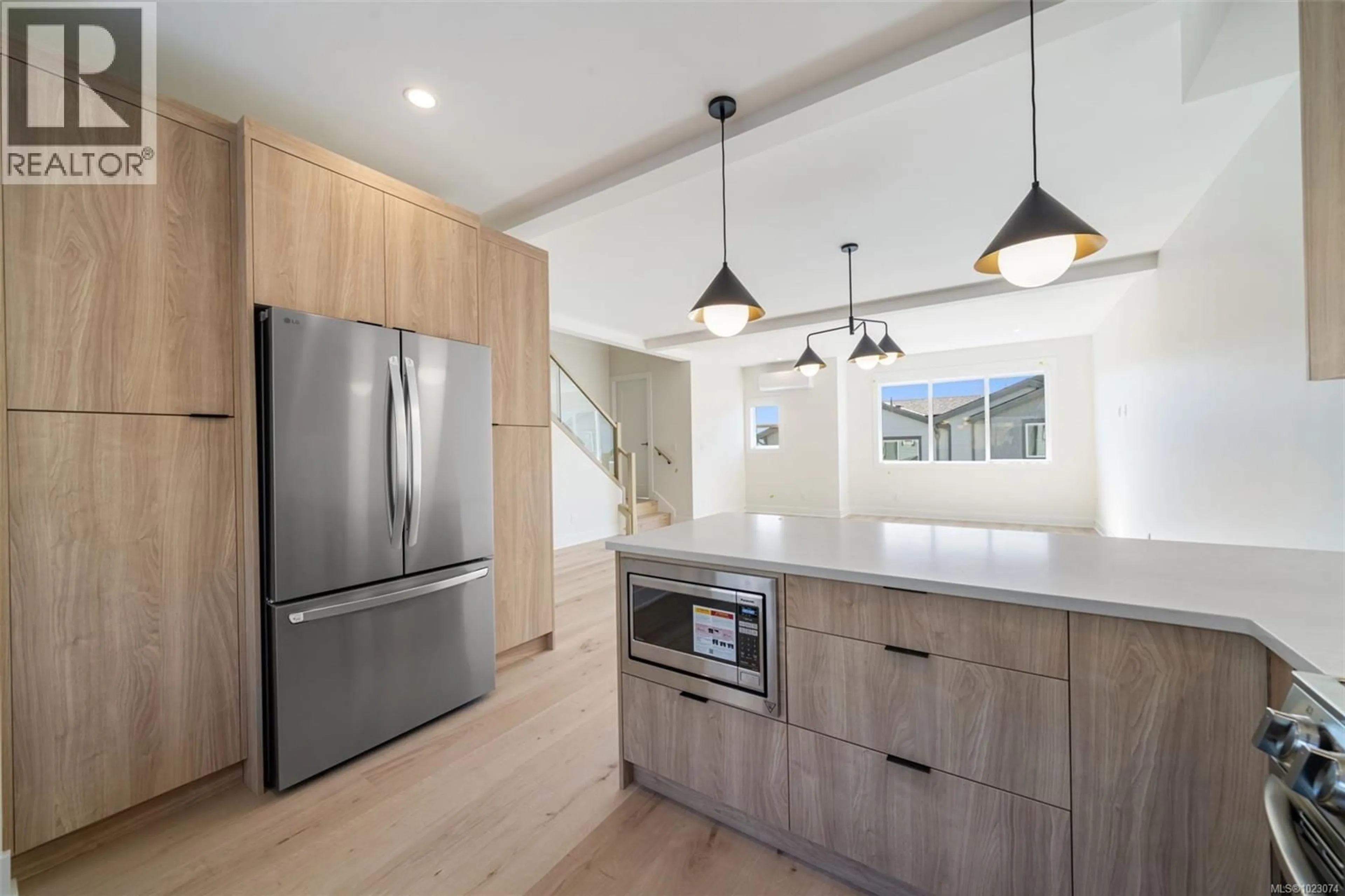 Open concept kitchen, unknown for 1441 DOLOMITE RIDGE, Langford British Columbia V9B7G1