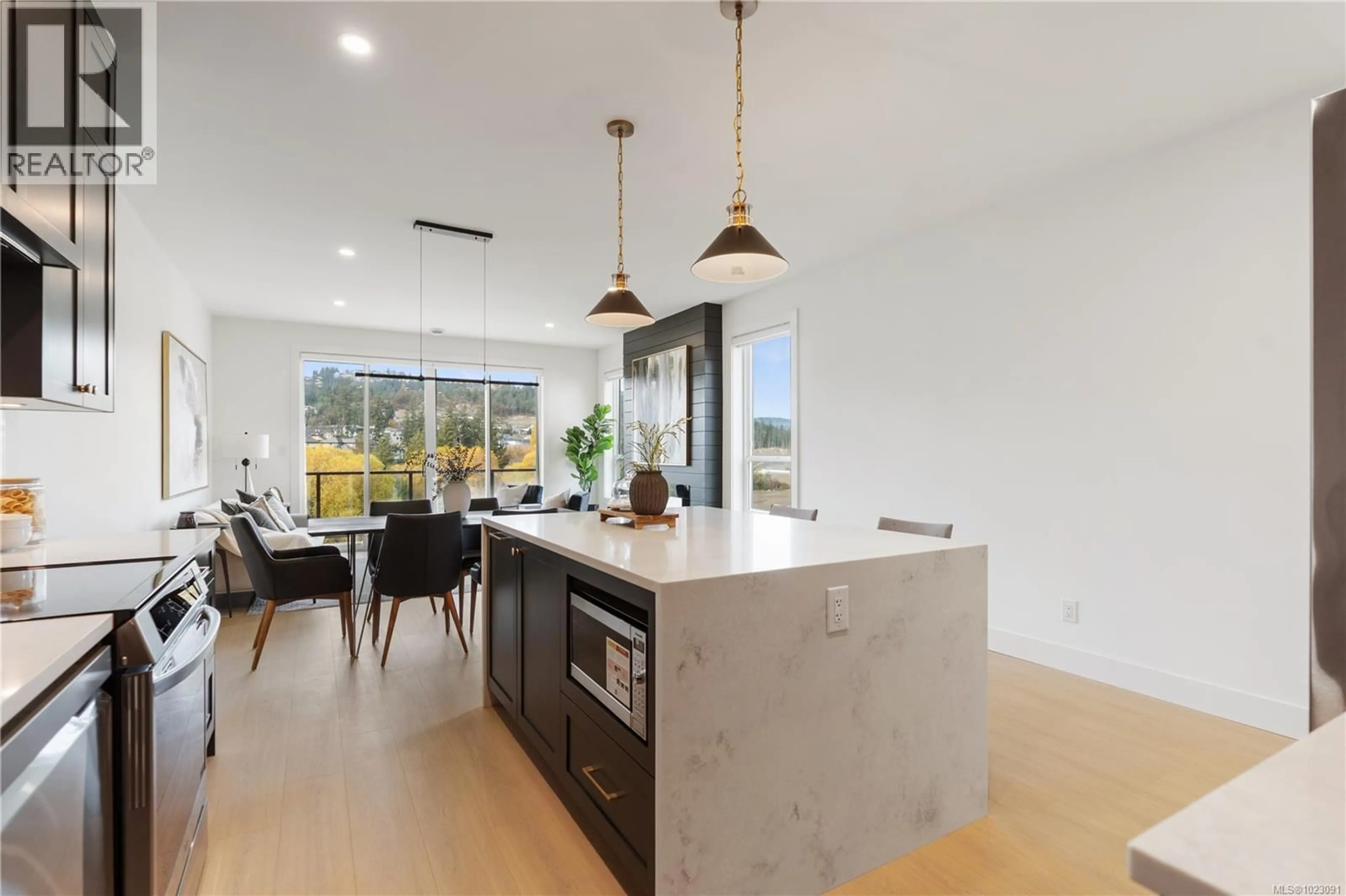 Open concept kitchen, unknown for 613 MADRONA PLACE, Langford British Columbia V9B6C6