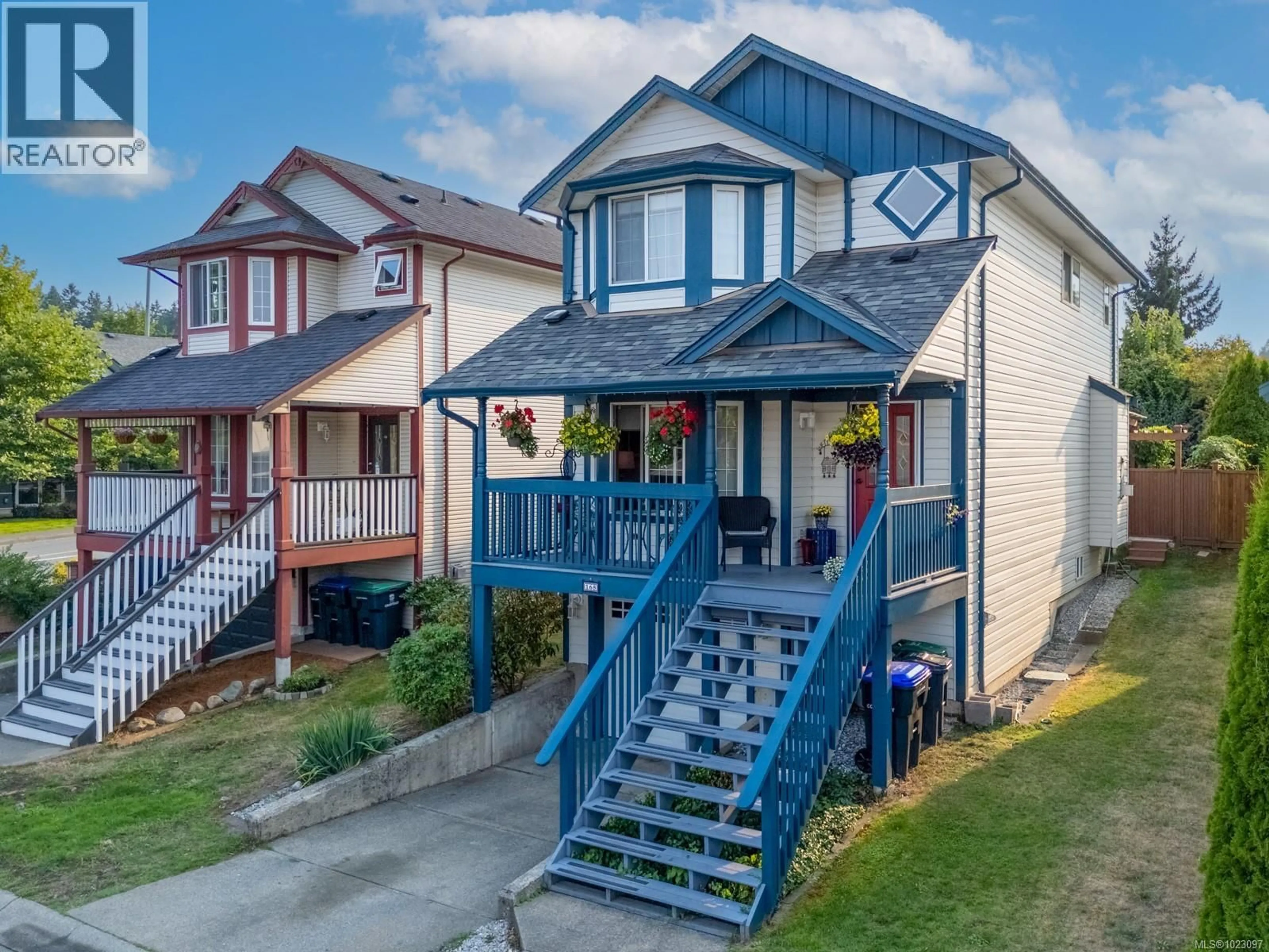 A pic from outside/outdoor area/front of a property/back of a property/a pic from drone, street for 168 - 202 31ST STREET, Courtenay British Columbia V9N7T8