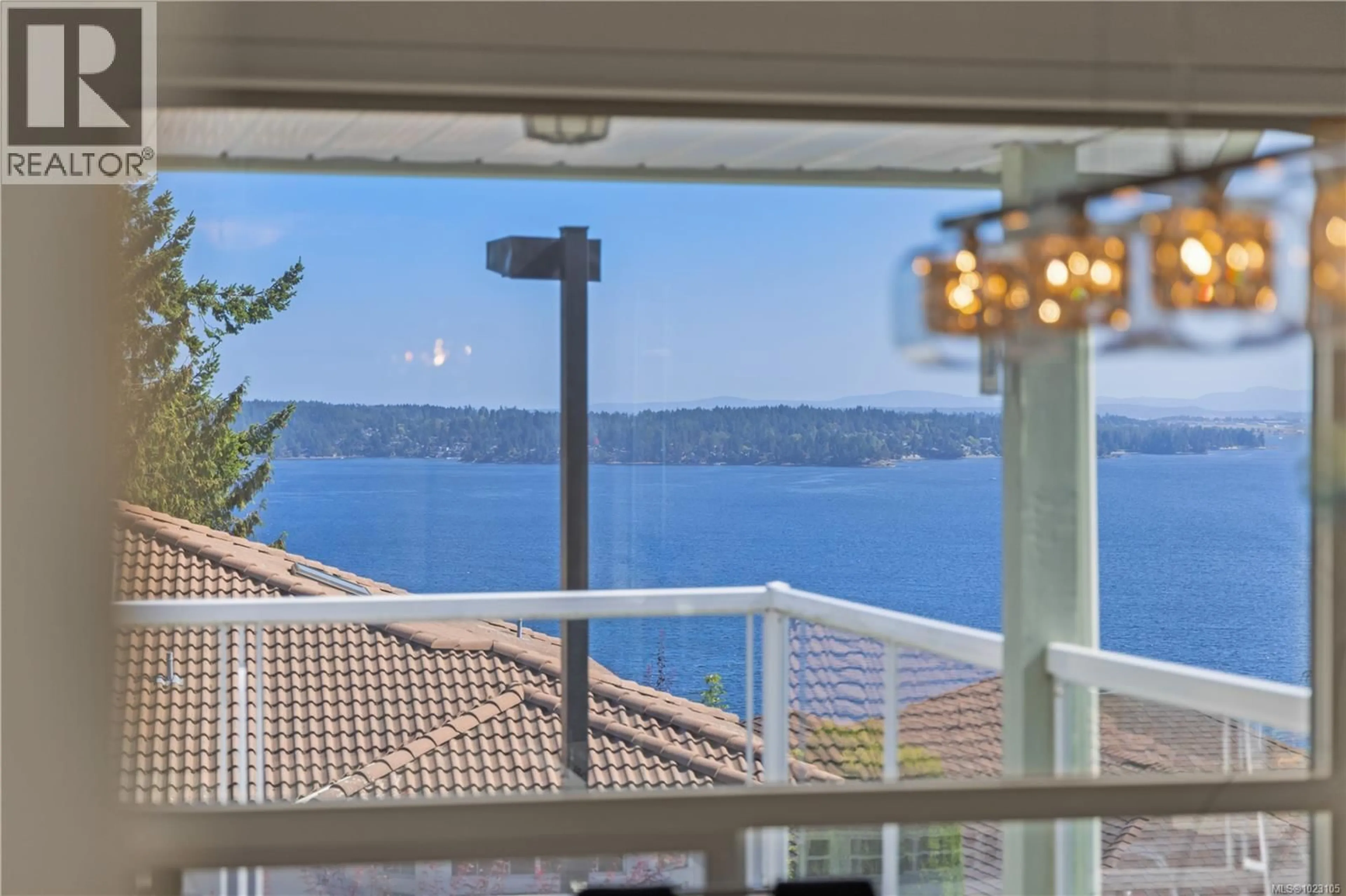 Balcony in the apartment, water/lake/river/ocean view for 3635 ARBUTUS DRIVE NORTH, Cobble Hill British Columbia V0R1L1