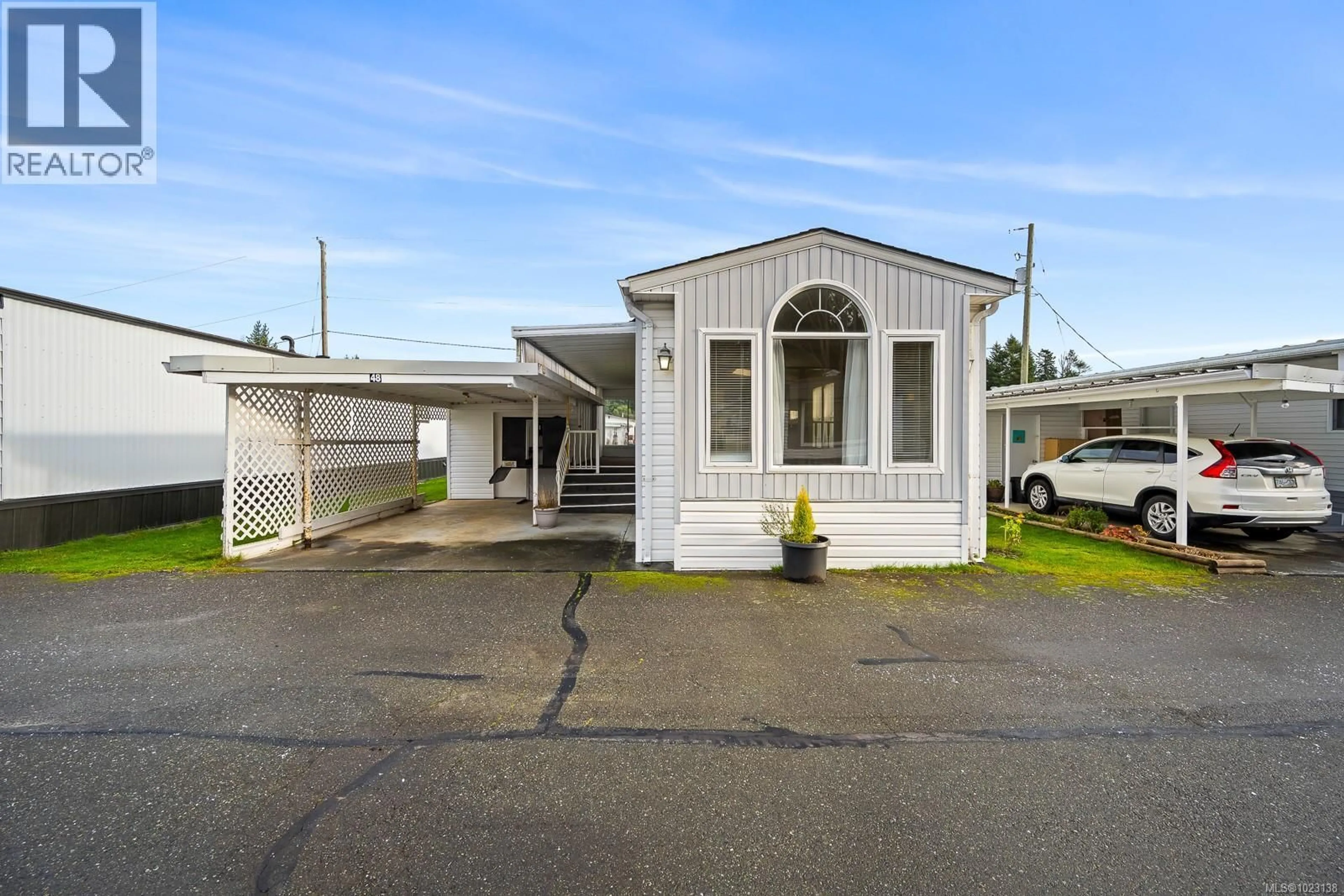 Home with vinyl exterior material, street for 48 - 1240 WILKINSON ROAD, Comox British Columbia V9M3X8