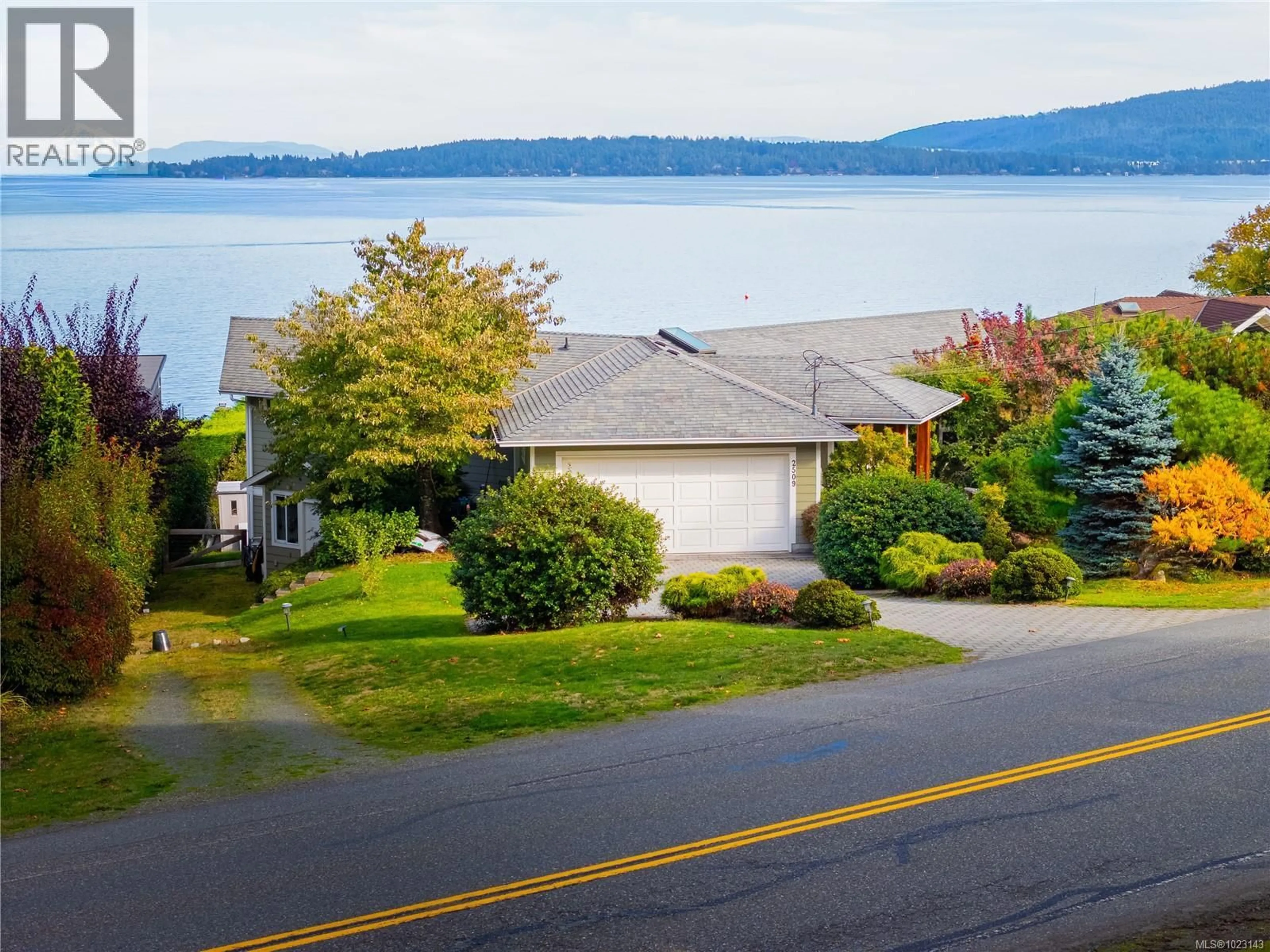 A pic from outside/outdoor area/front of a property/back of a property/a pic from drone, water/lake/river/ocean view for 2509 MILL BAY ROAD, Mill Bay British Columbia V8H1C6