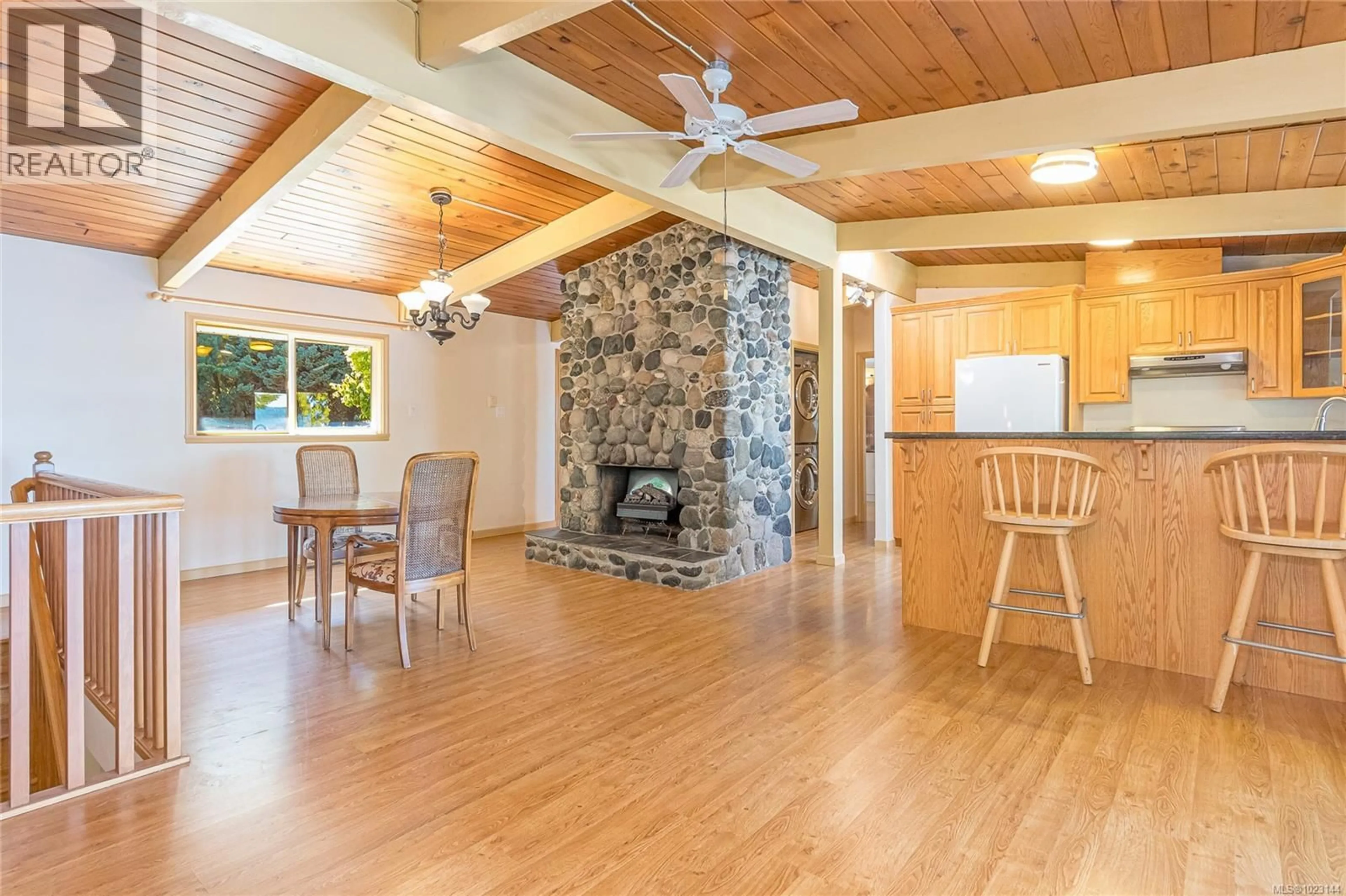 Unknown for 4731 MAPLE GUARD DRIVE, Bowser British Columbia V0R1G0