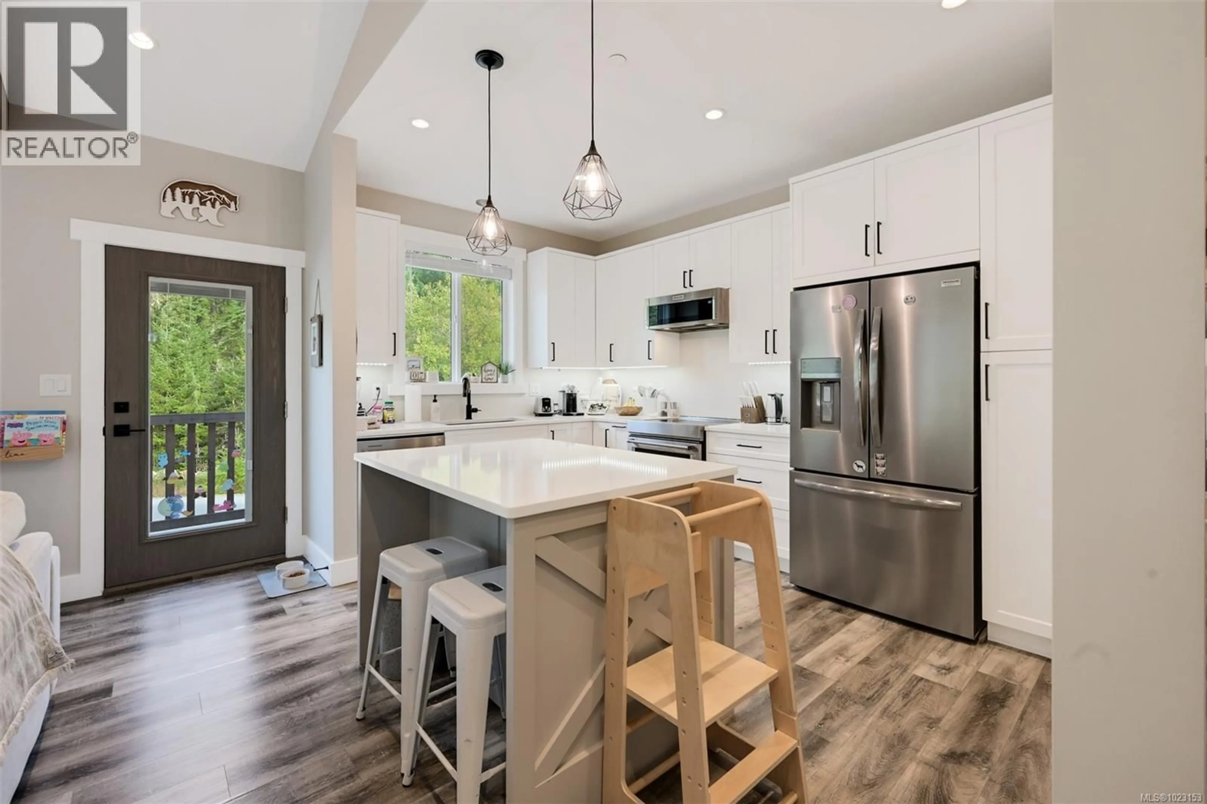 Open concept kitchen, unknown for 1141 TRAILHEAD LANE, Shawnigan Lake British Columbia V0R2W3