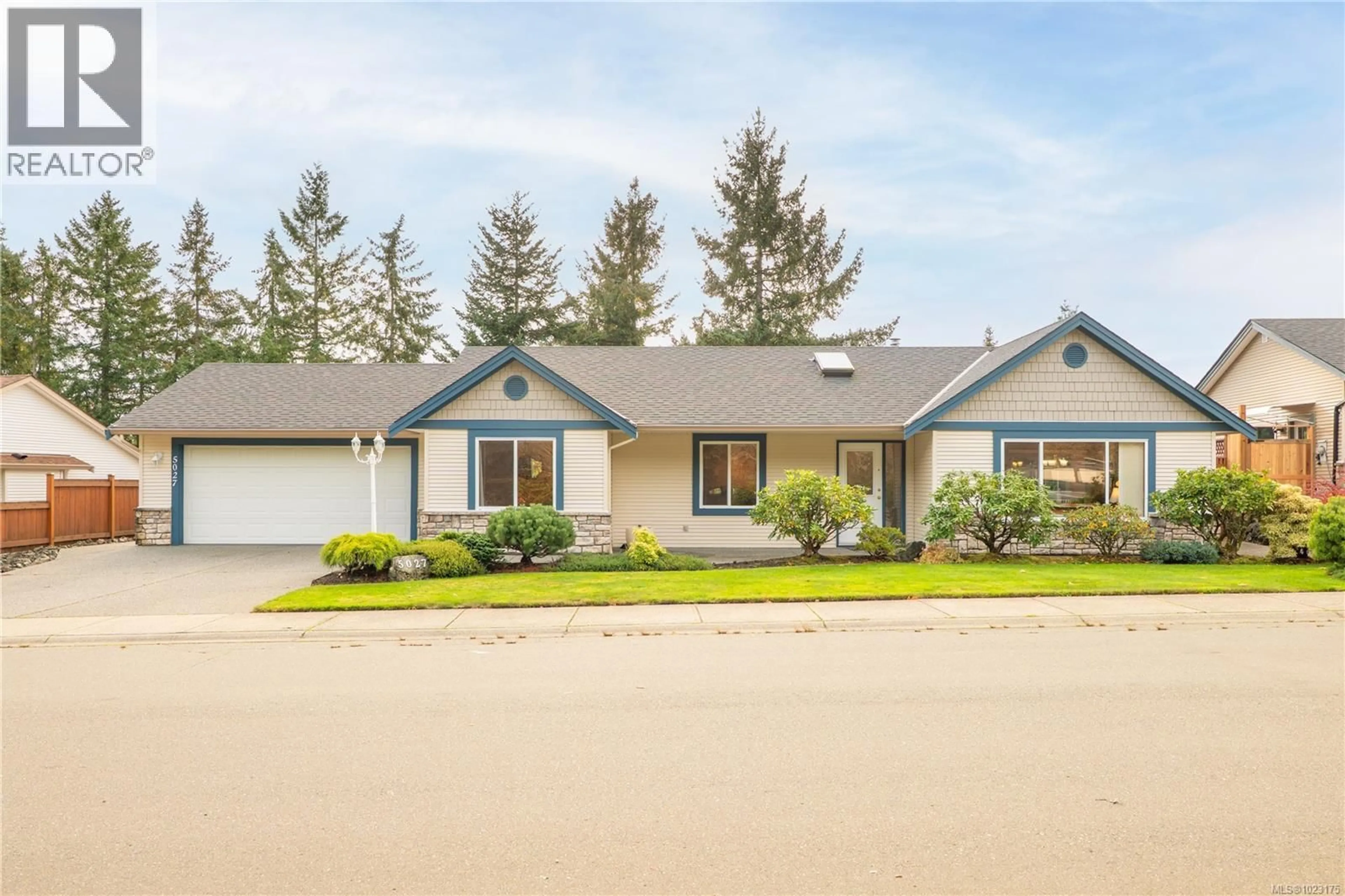 Home with vinyl exterior material, street for 5027 TIFFANY PLACE, Nanaimo British Columbia V9T6N6