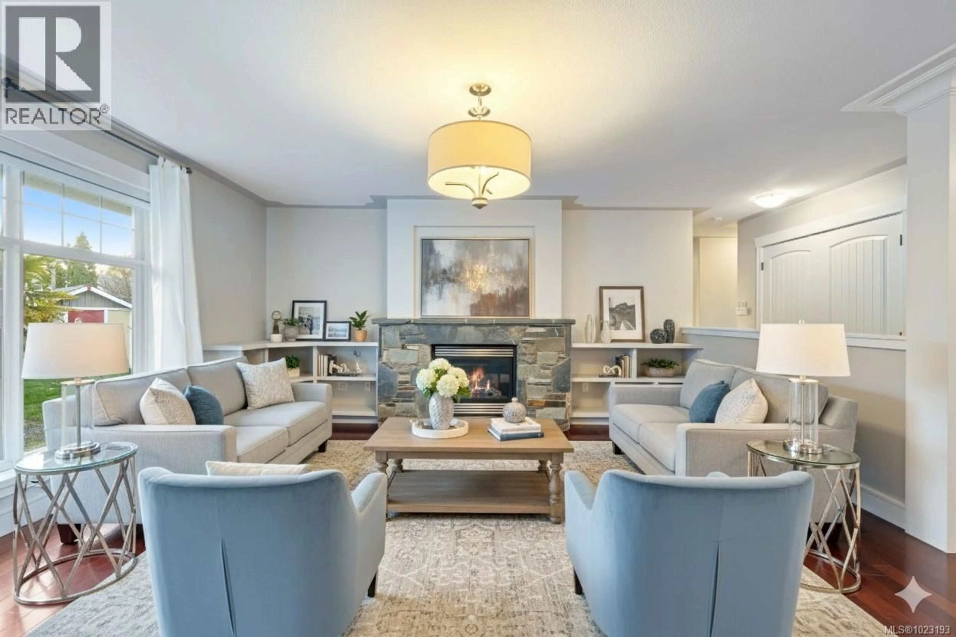 Living room with furniture, unknown for 610 FORSYTH AVENUE, Parksville British Columbia V9P1G9