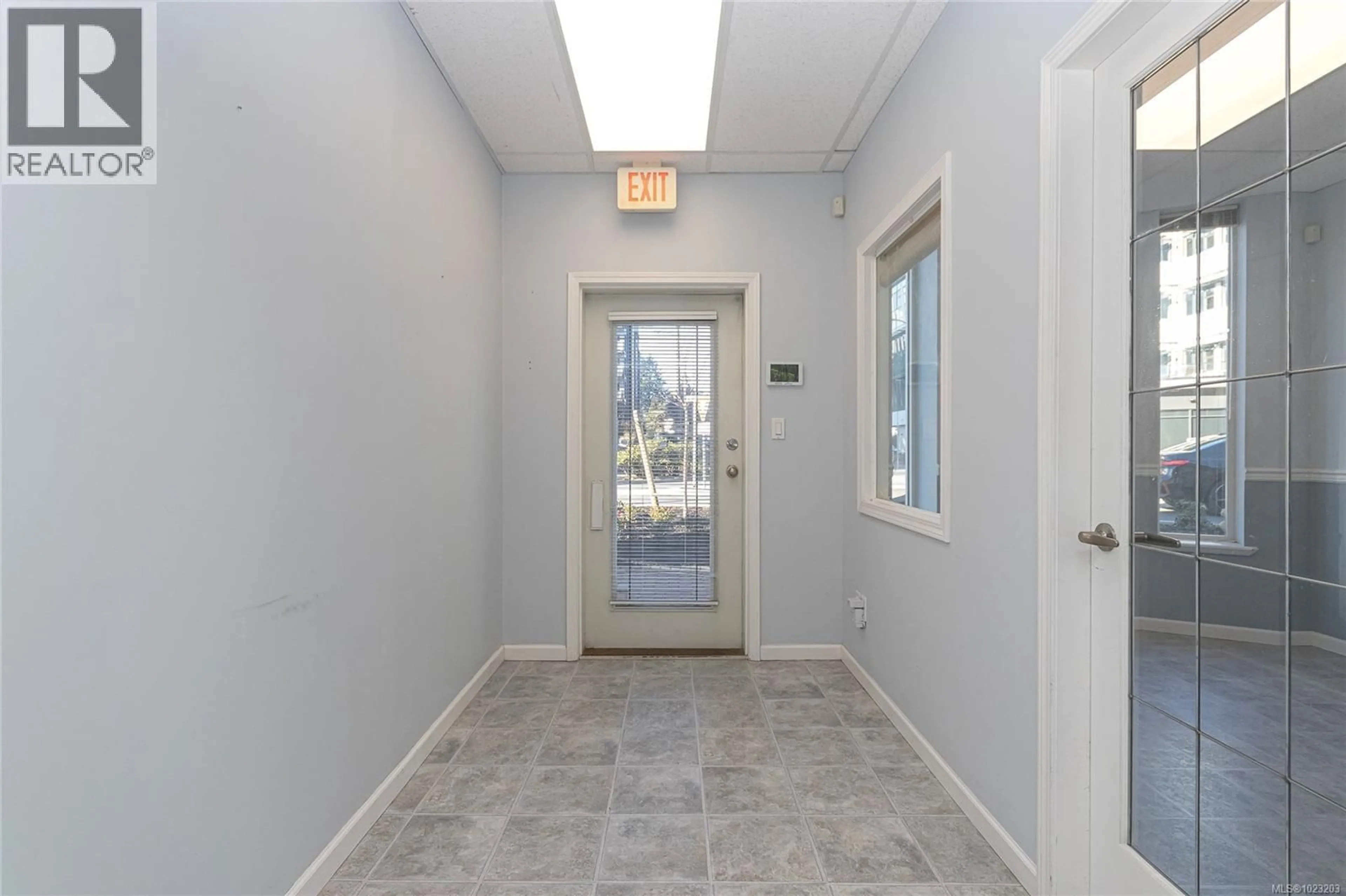 Indoor entryway for 107 - 2849 PEATT ROAD, Langford British Columbia V9B3V5