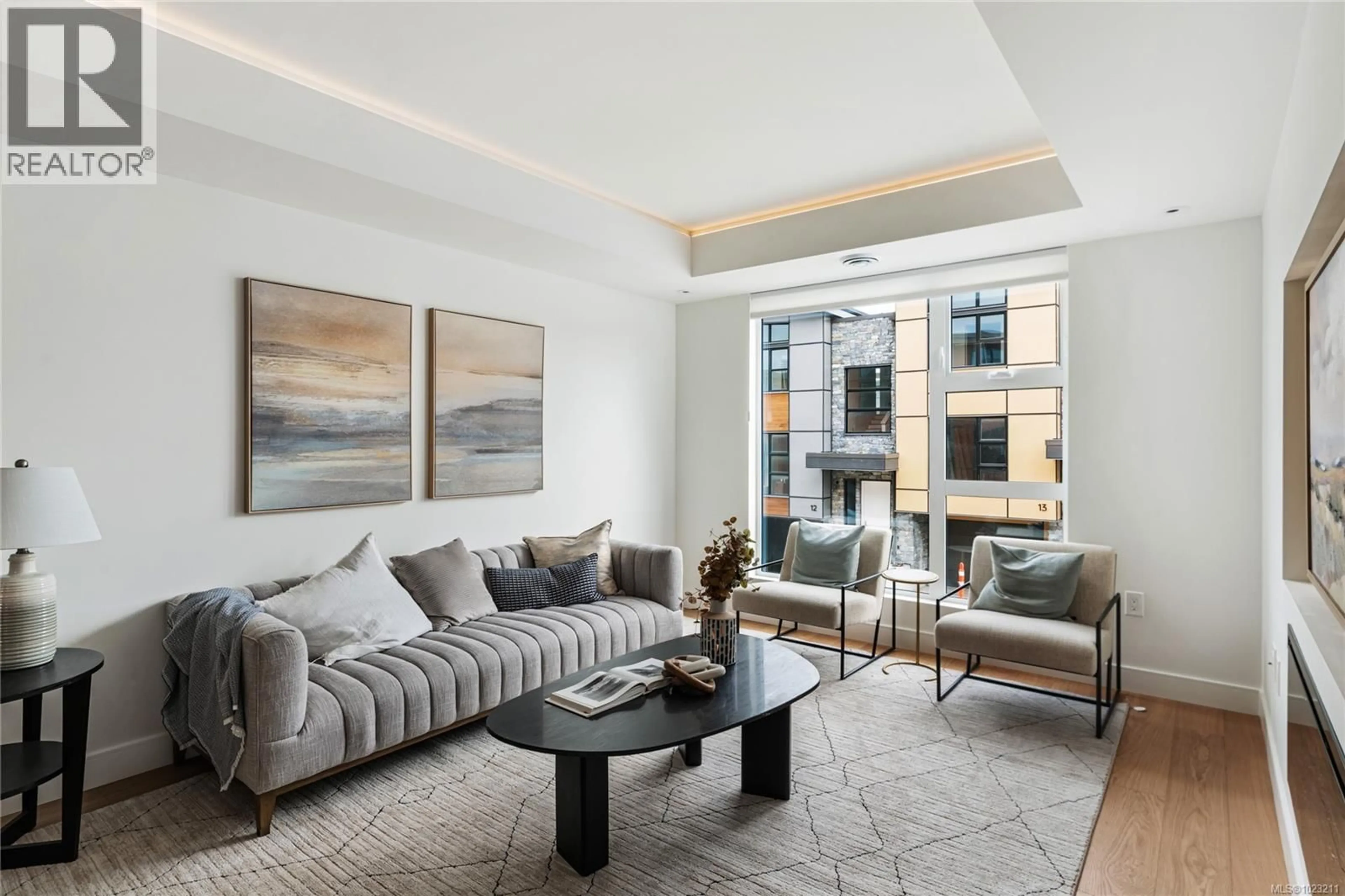 Living room with furniture, unknown for 32 - 4253 DIEPPE ROAD, Saanich British Columbia V8X2N2