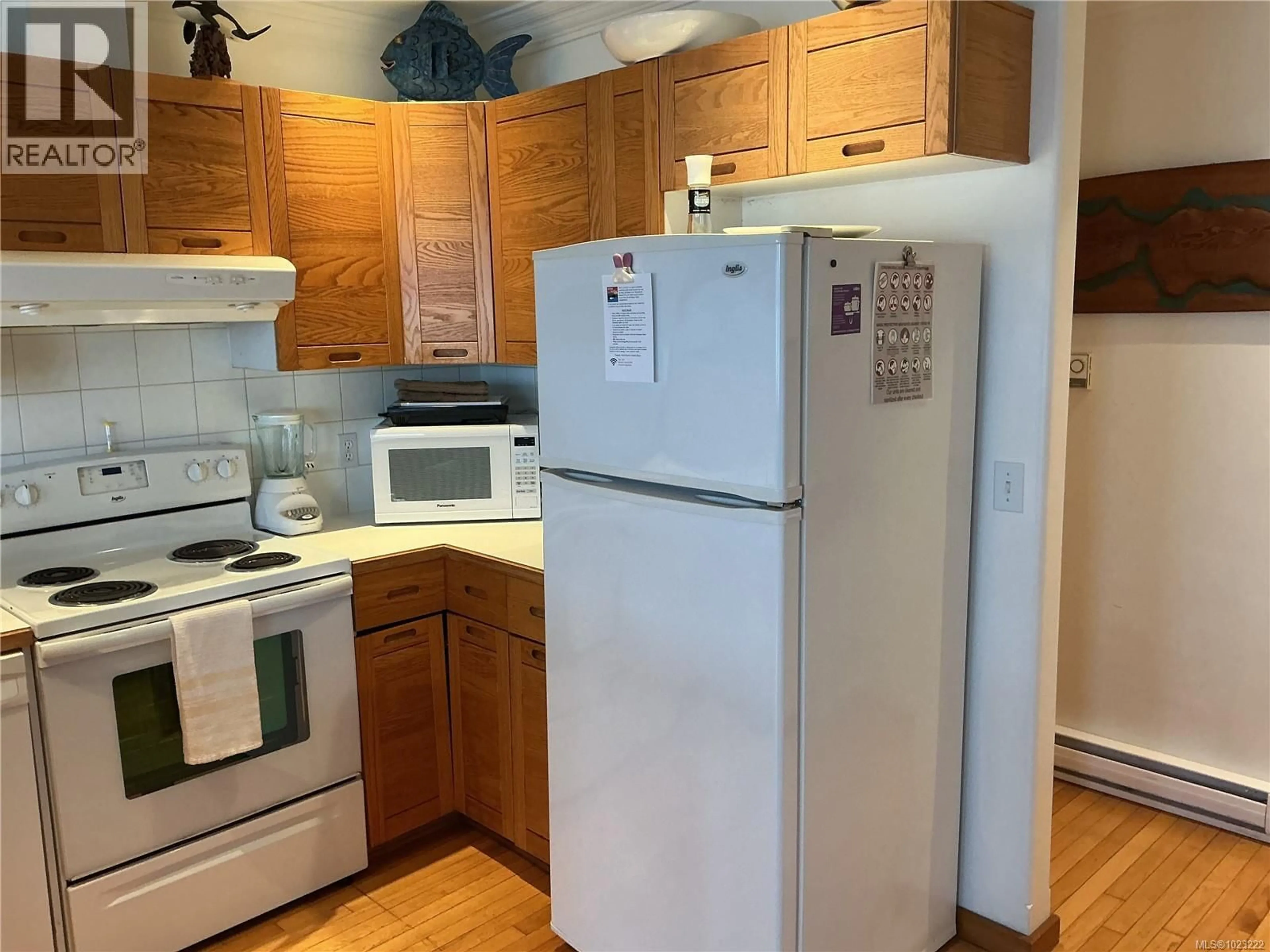 Standard kitchen, unknown for 480&500 1ST STREET, Sointula British Columbia V0N3E0