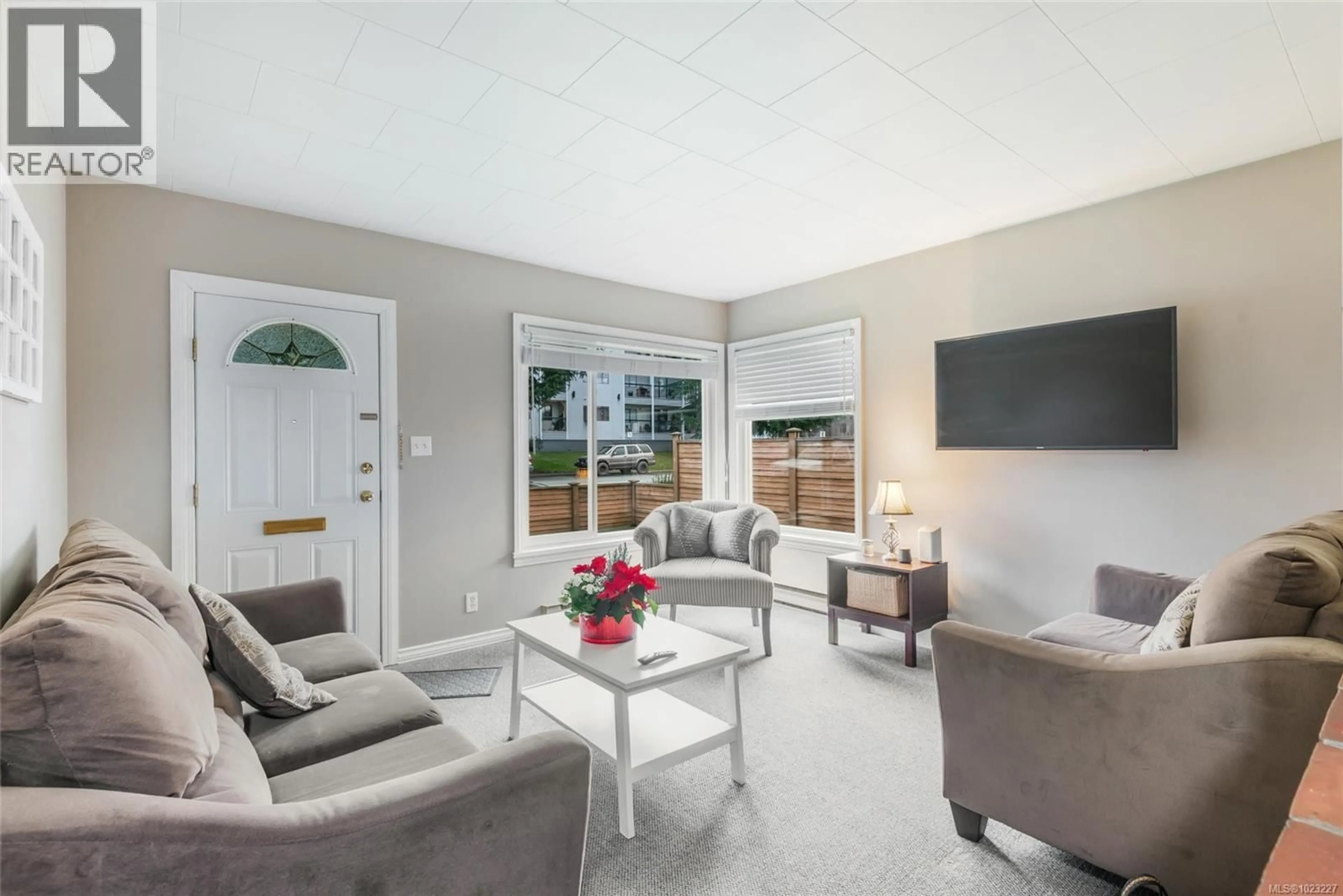 Living room with furniture, unknown for 3862 10TH AVENUE, Port Alberni British Columbia V9Y4W7