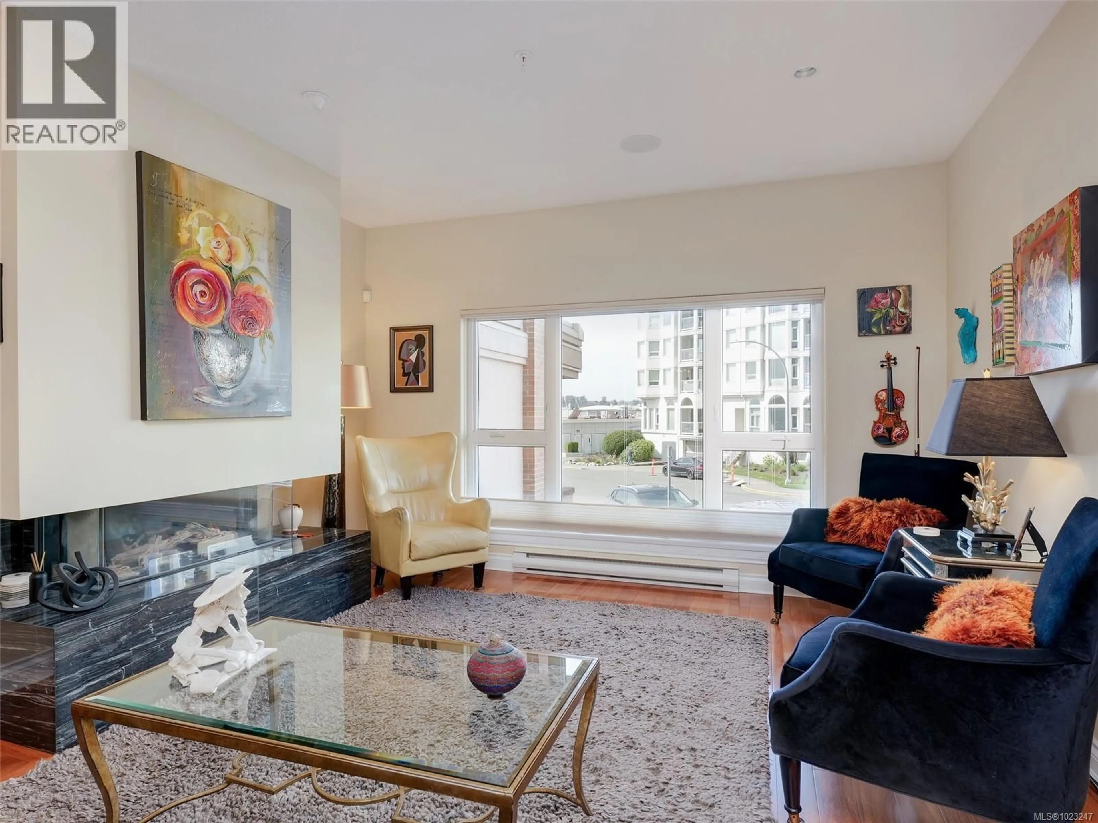 Living room with furniture, unknown for 123 - 75 SONGHEES ROAD, Victoria British Columbia V9A7M5