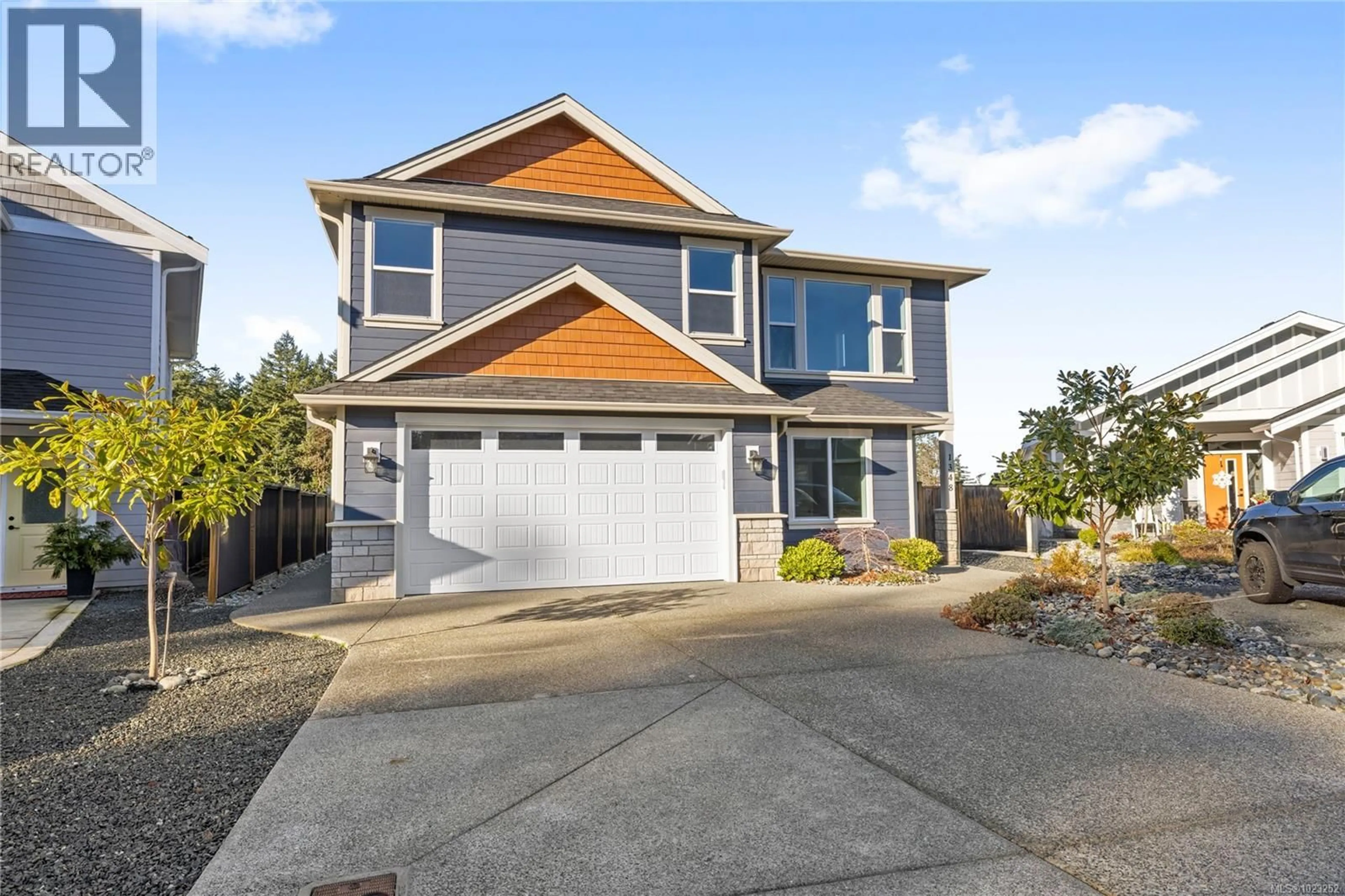 Home with vinyl exterior material, street for 1348 LANGARA DRIVE, Nanaimo British Columbia V9R6A8