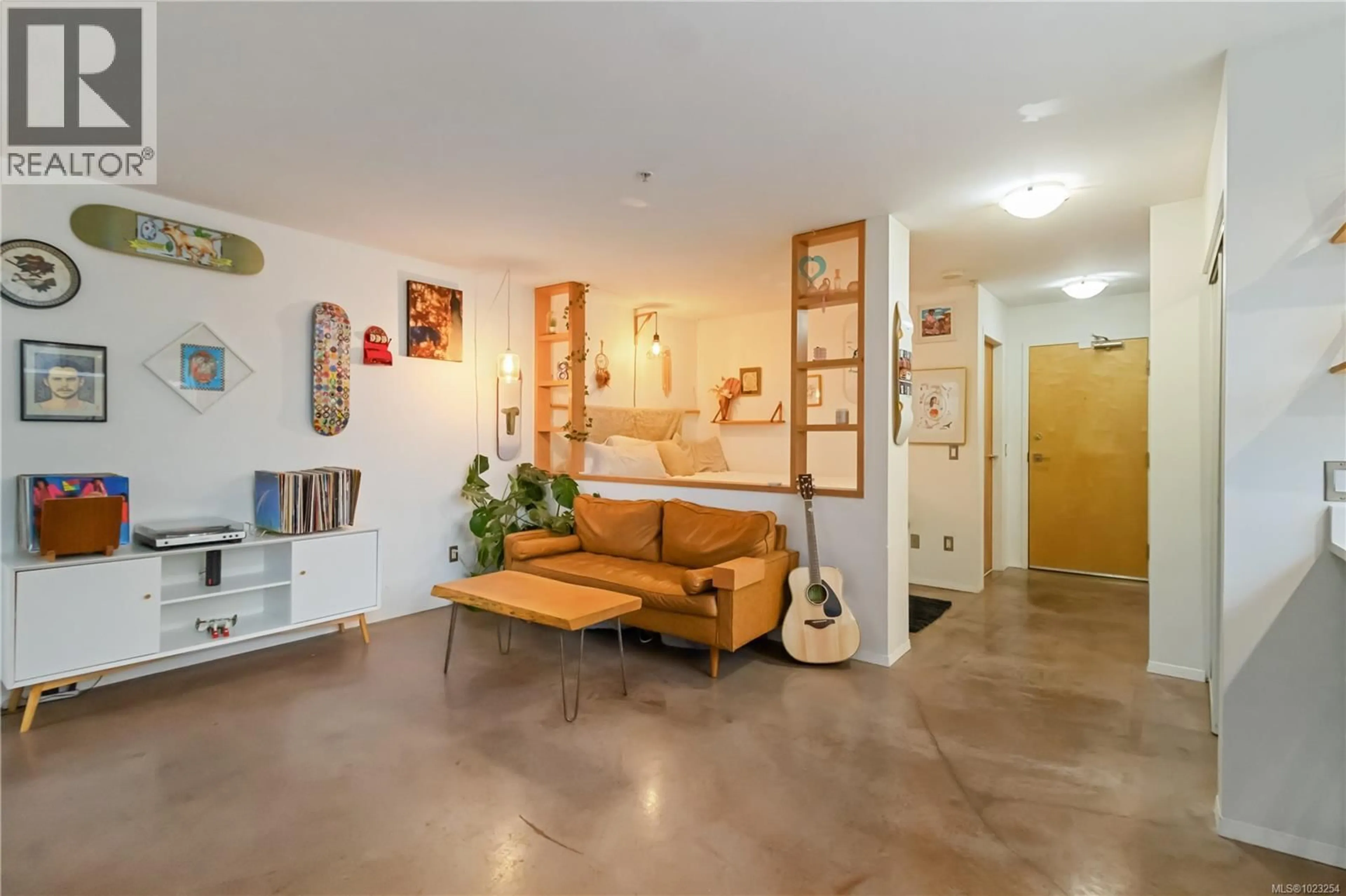 Unknown for 301 - 932 JOHNSON STREET, Victoria British Columbia V8V3N4