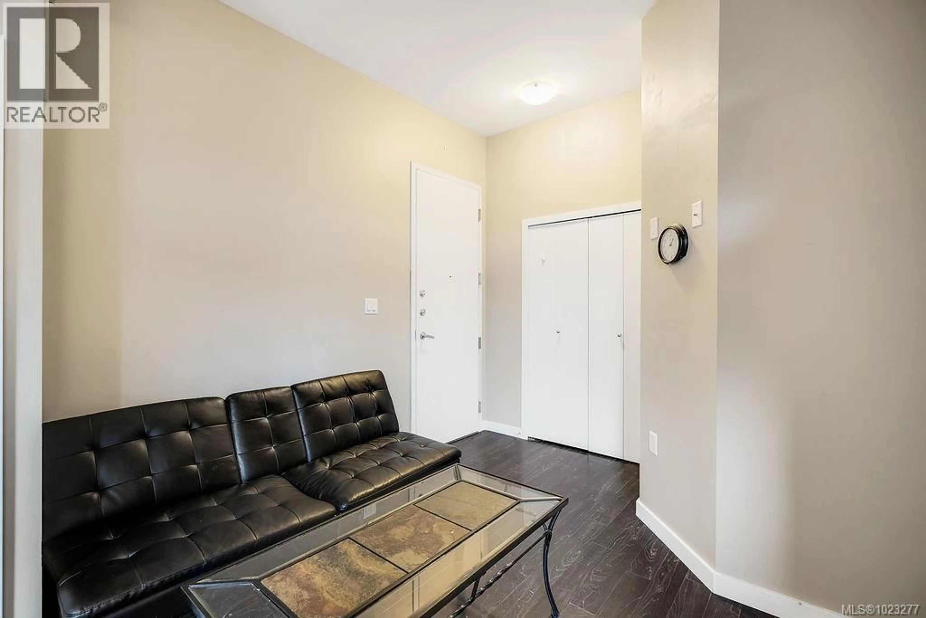 Unknown for 305 - 1121 FORT STREET, Victoria British Columbia V8V3K9