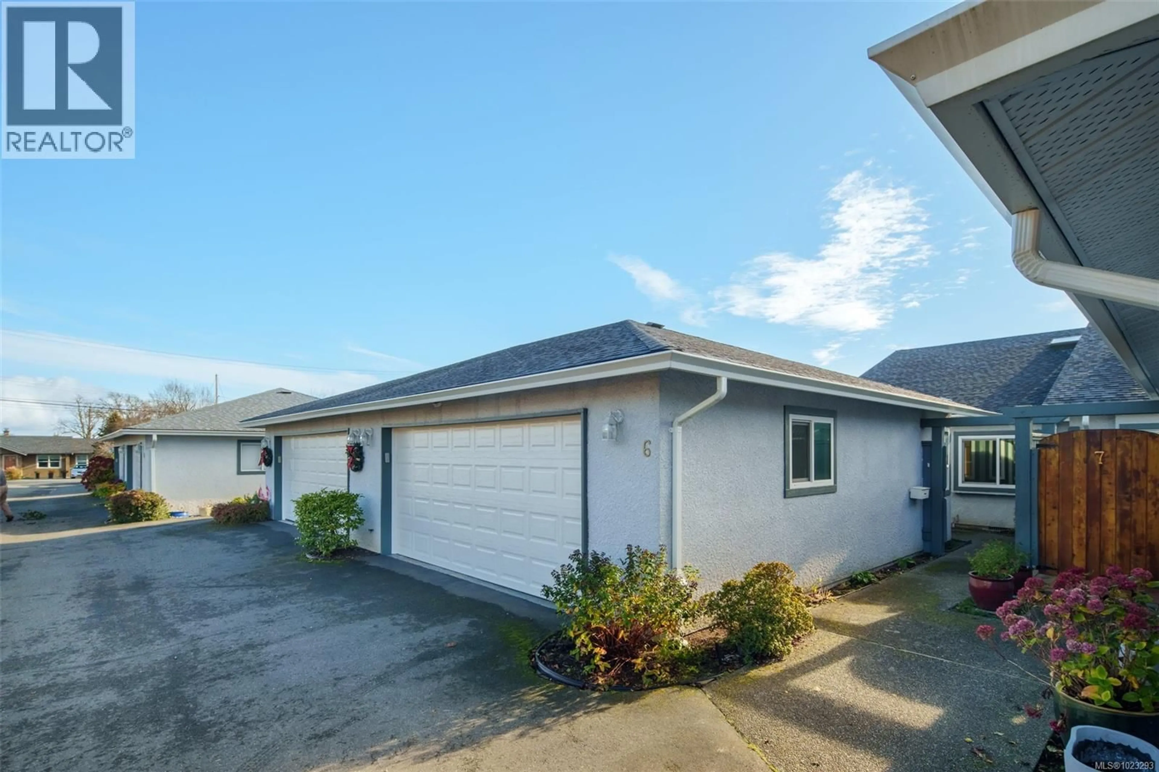 Unknown for 6 - 10084 THIRD STREET, Sidney British Columbia V8L3B3