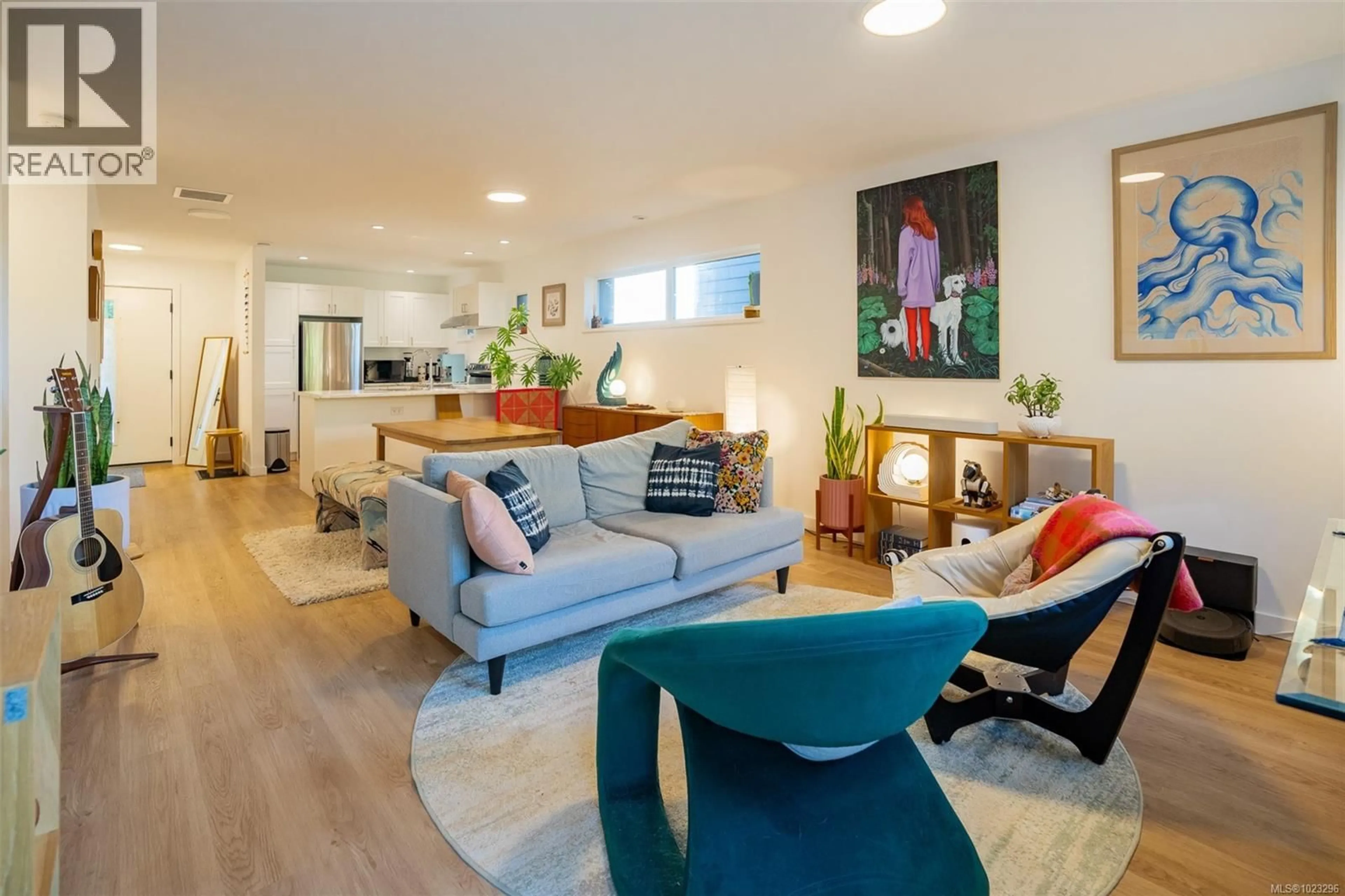 Living room with furniture, unknown for 15 - 1782 ST. JACQUES BOULEVARD, Ucluelet British Columbia V0R3A0