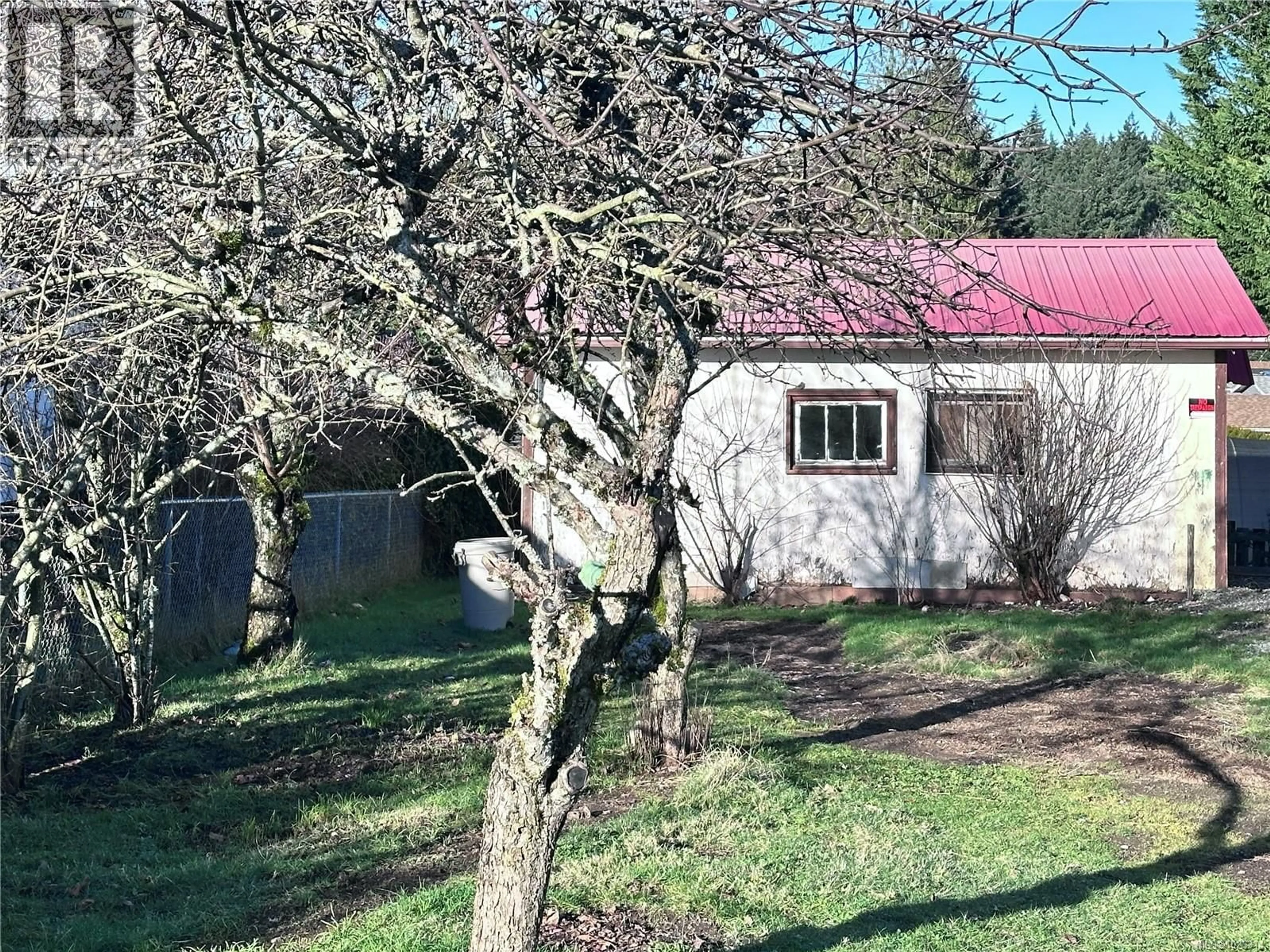 A pic from outside/outdoor area/front of a property/back of a property/a pic from drone, street for 1322 BIRCHWOOD ROAD, Ladysmith British Columbia V9G1R5