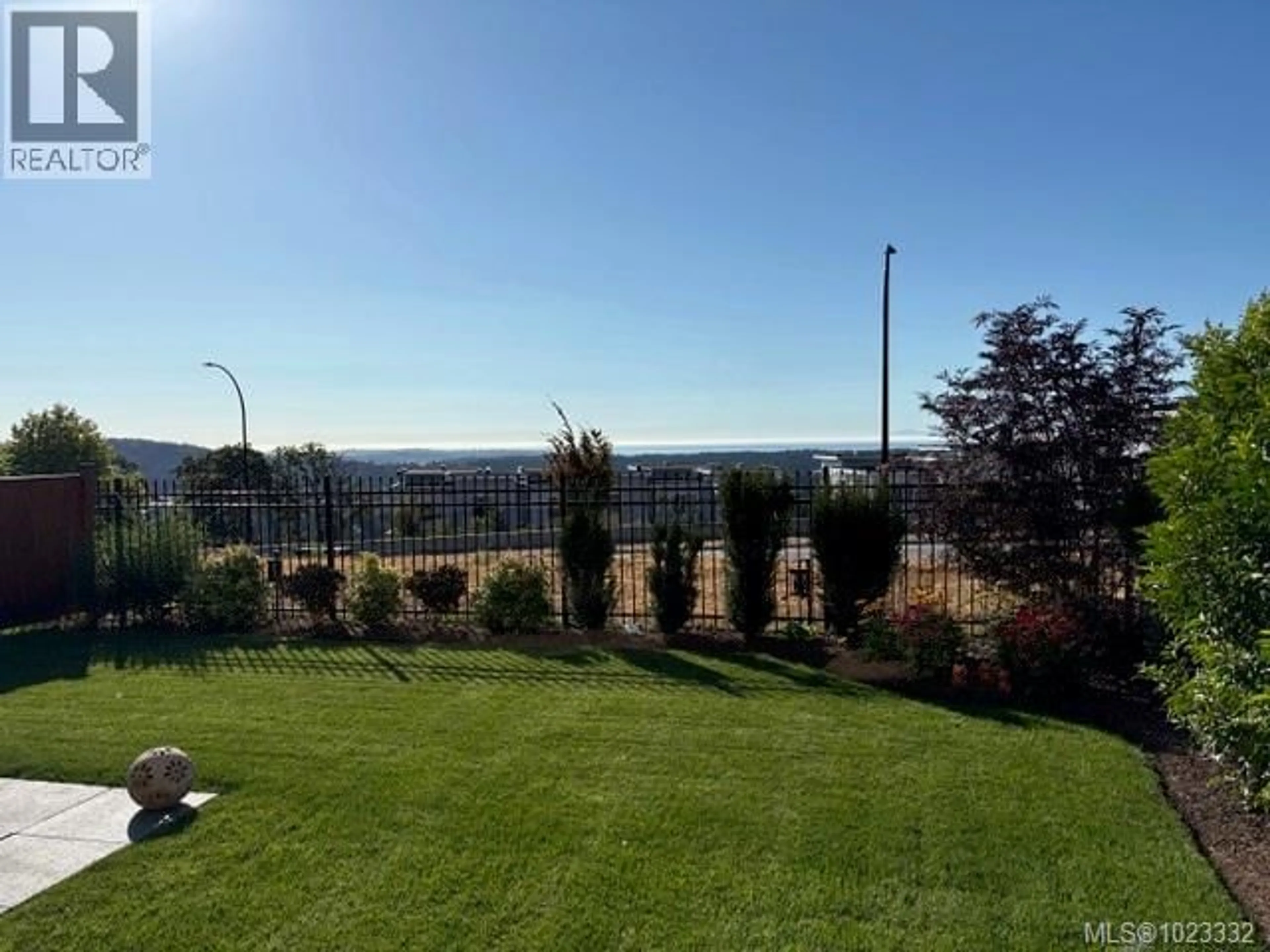 A pic from outside/outdoor area/front of a property/back of a property/a pic from drone, unknown for 3412 CALDERA COURT, Langford British Columbia V9B6Z8