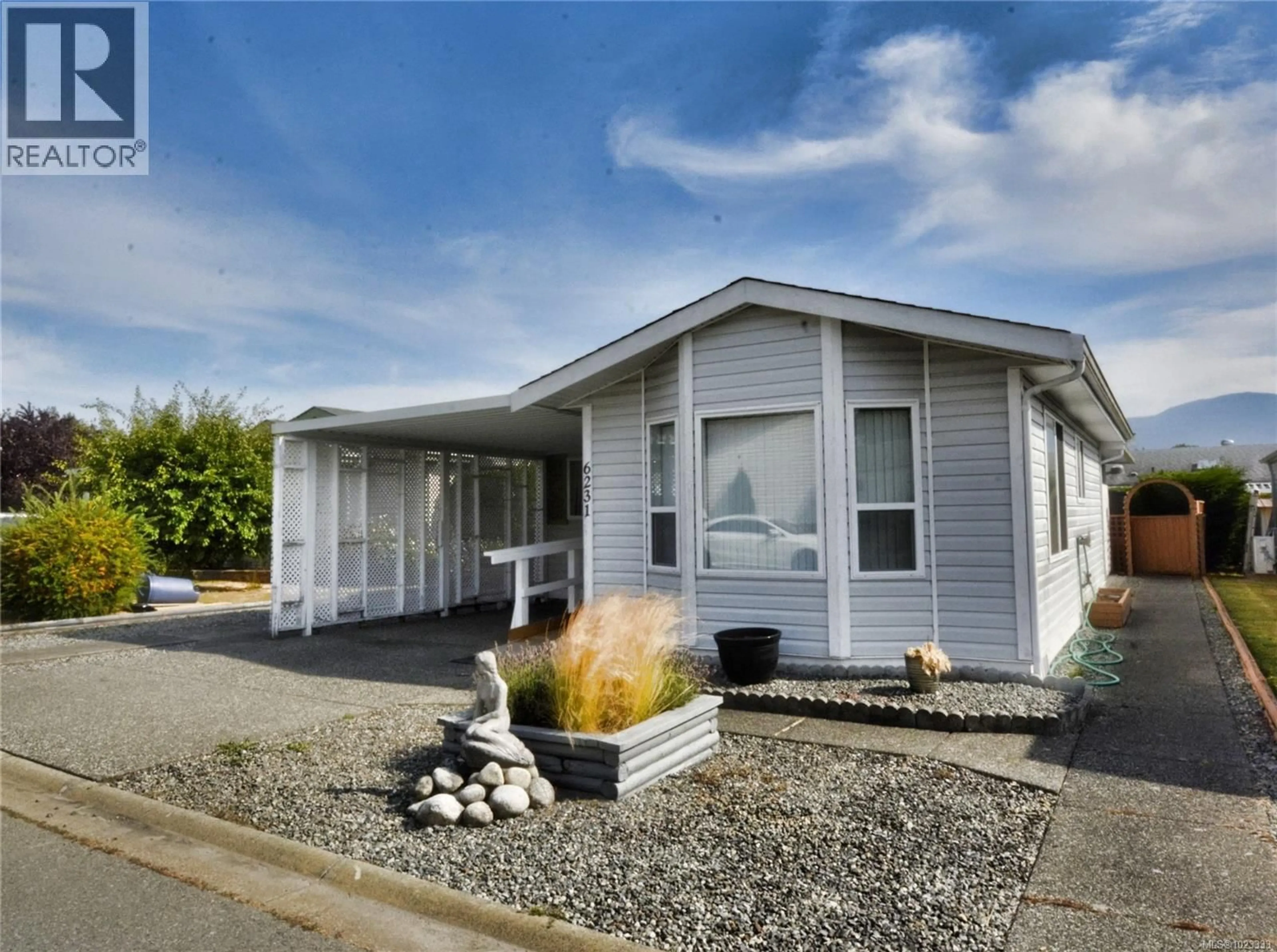 Home with vinyl exterior material, street for 53 - 6231 FARBER WAY, Nanaimo British Columbia V9T6J2
