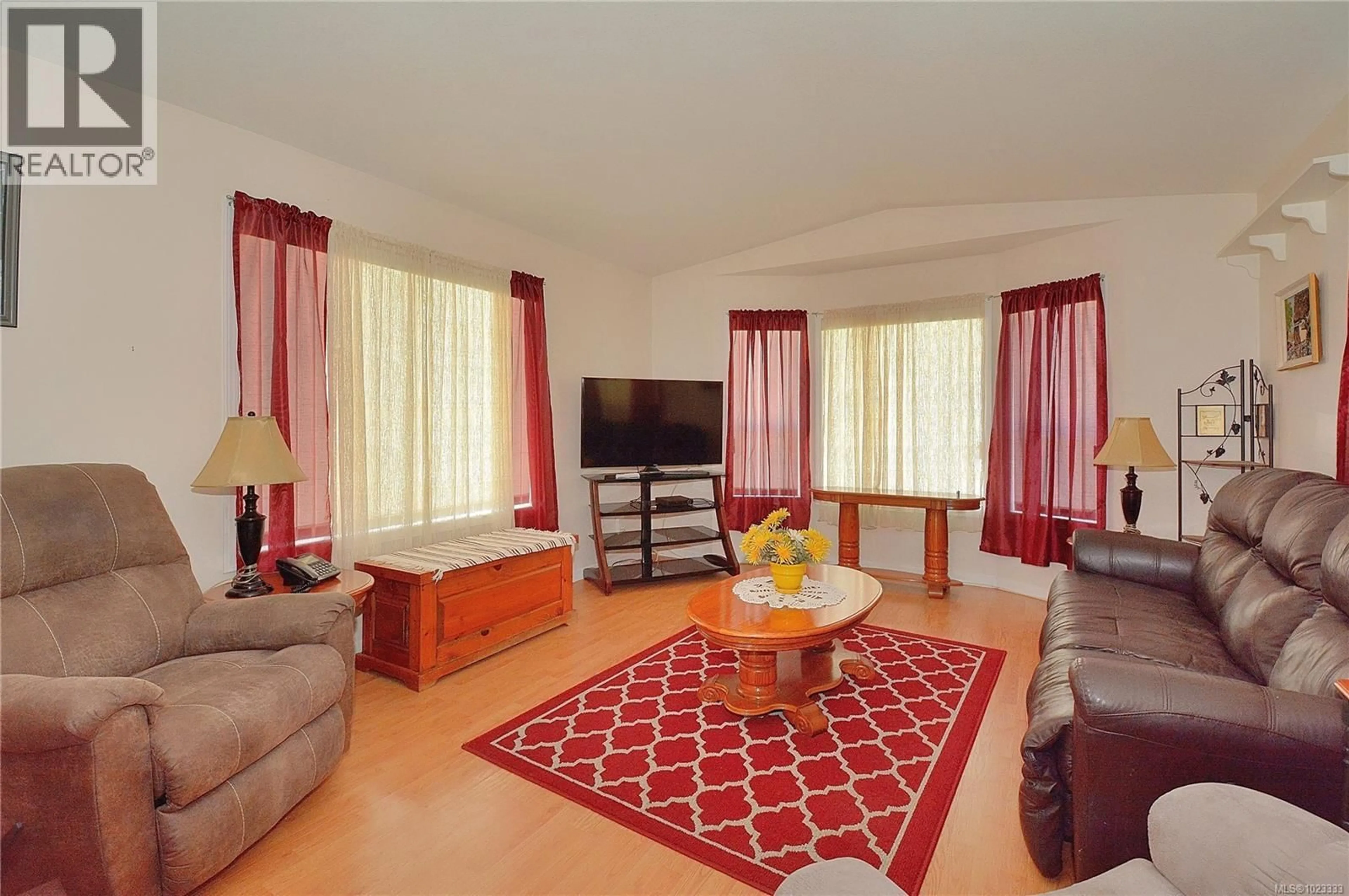 Living room with furniture, unknown for 53 - 6231 FARBER WAY, Nanaimo British Columbia V9T6J2