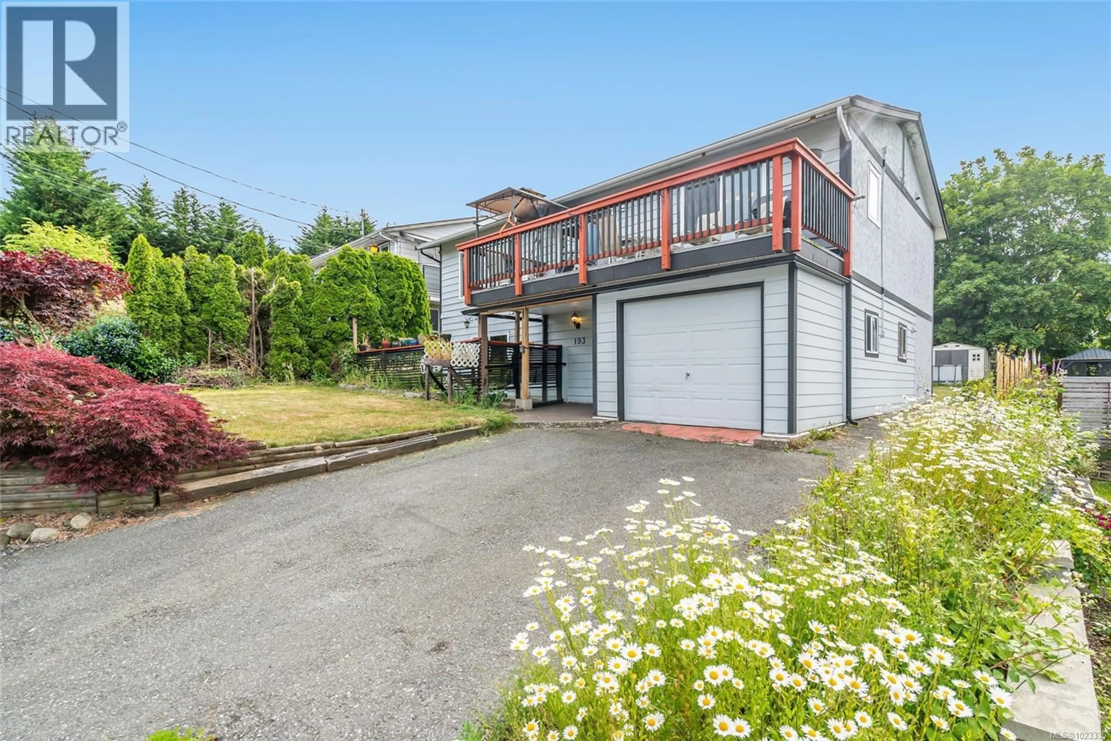 A pic from outside/outdoor area/front of a property/back of a property/a pic from drone, street for 193 CALDER ROAD, Nanaimo British Columbia V9R6J1