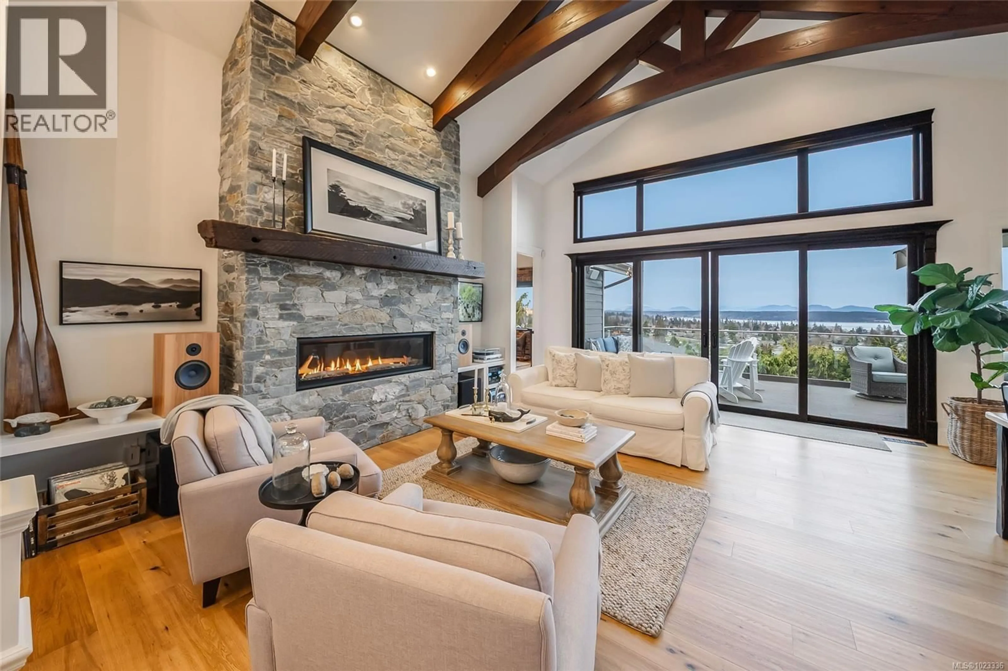 Living room with furniture, unknown for 754 NELSON ROAD, Campbell River British Columbia V9H0A1