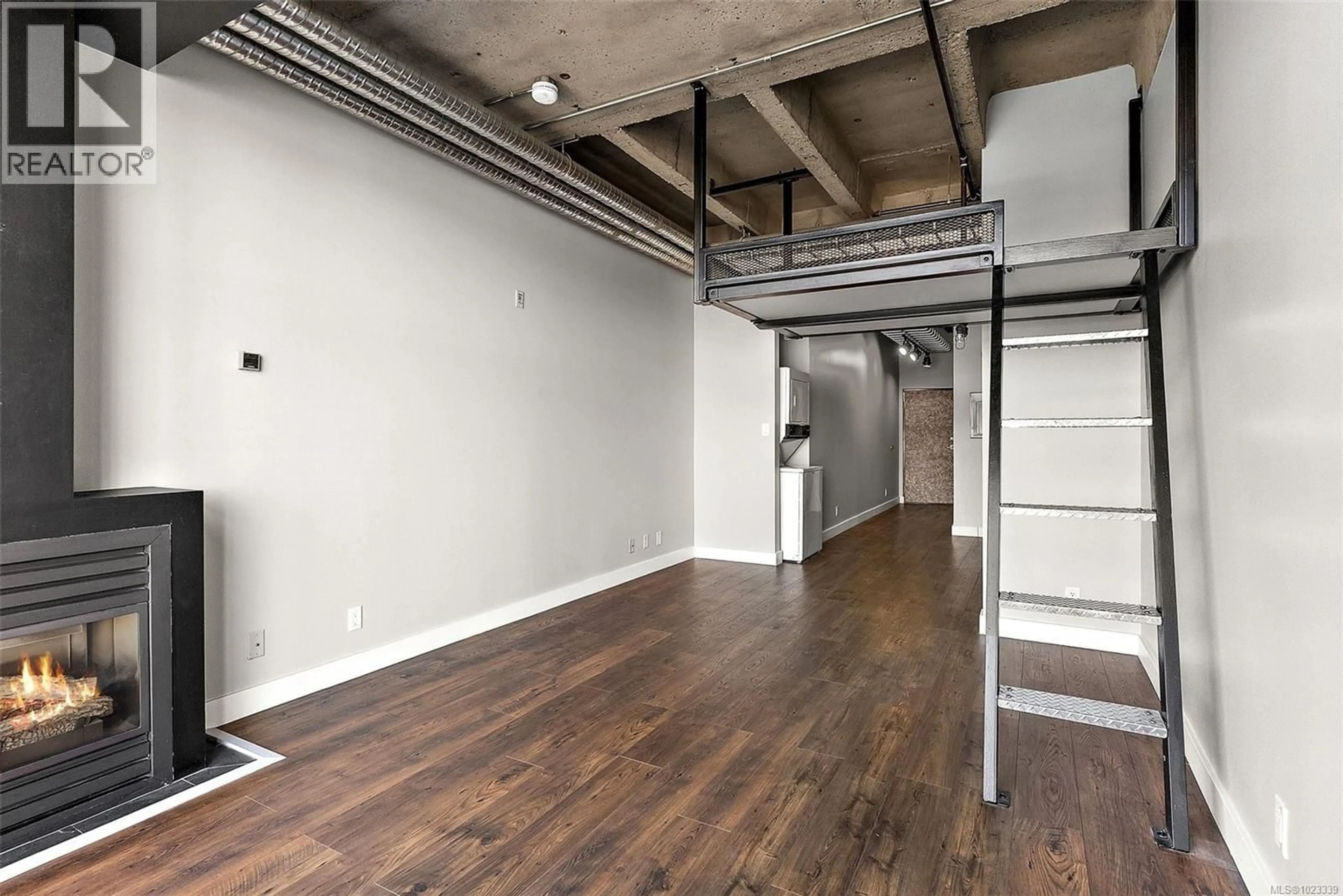 A pic of a room for 407 - 1061 FORT STREET, Victoria British Columbia V8V5A1