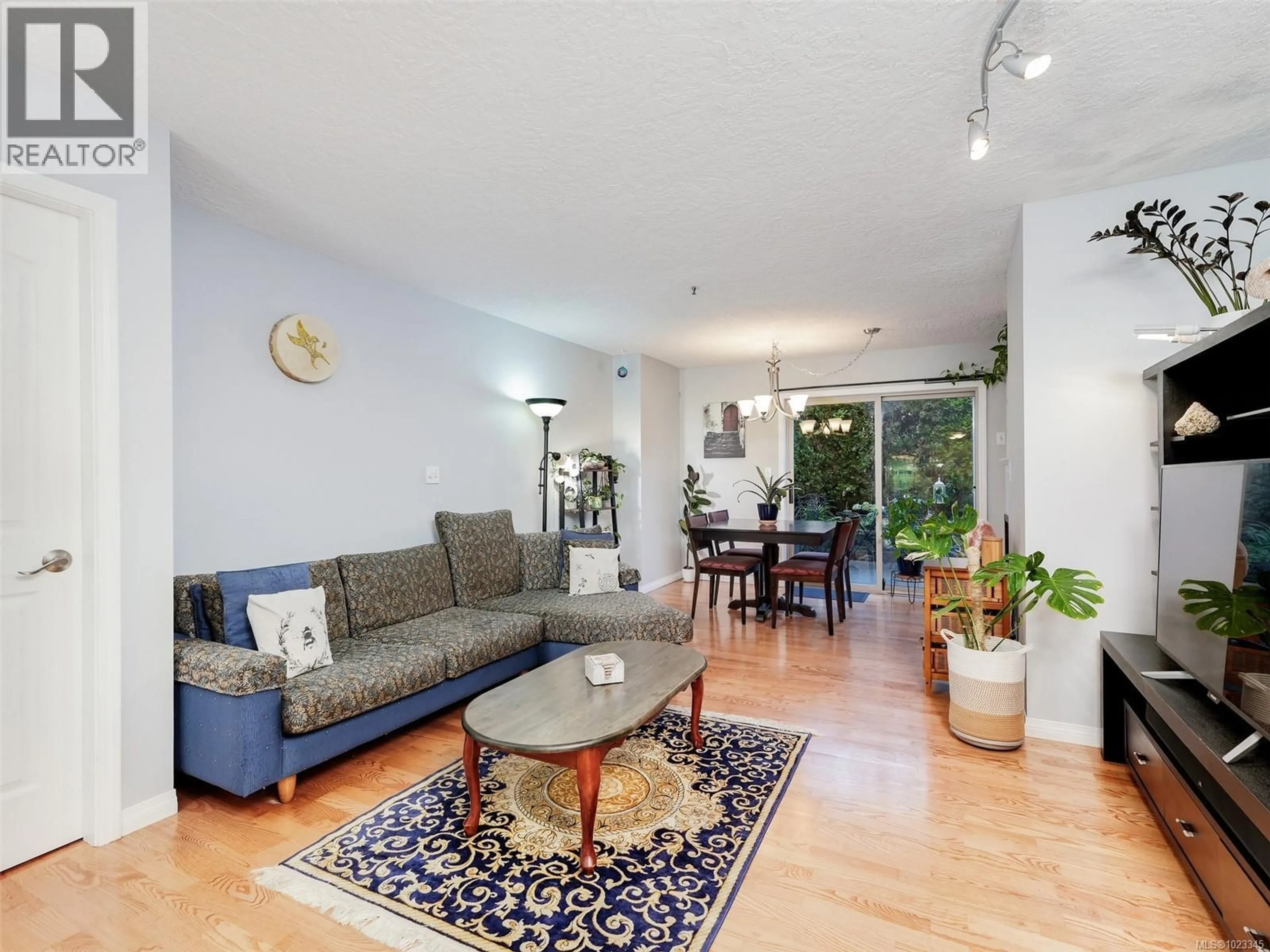 Living room with furniture, unknown for 209 - 3160 ALBINA STREET, Saanich British Columbia V9A1Z5