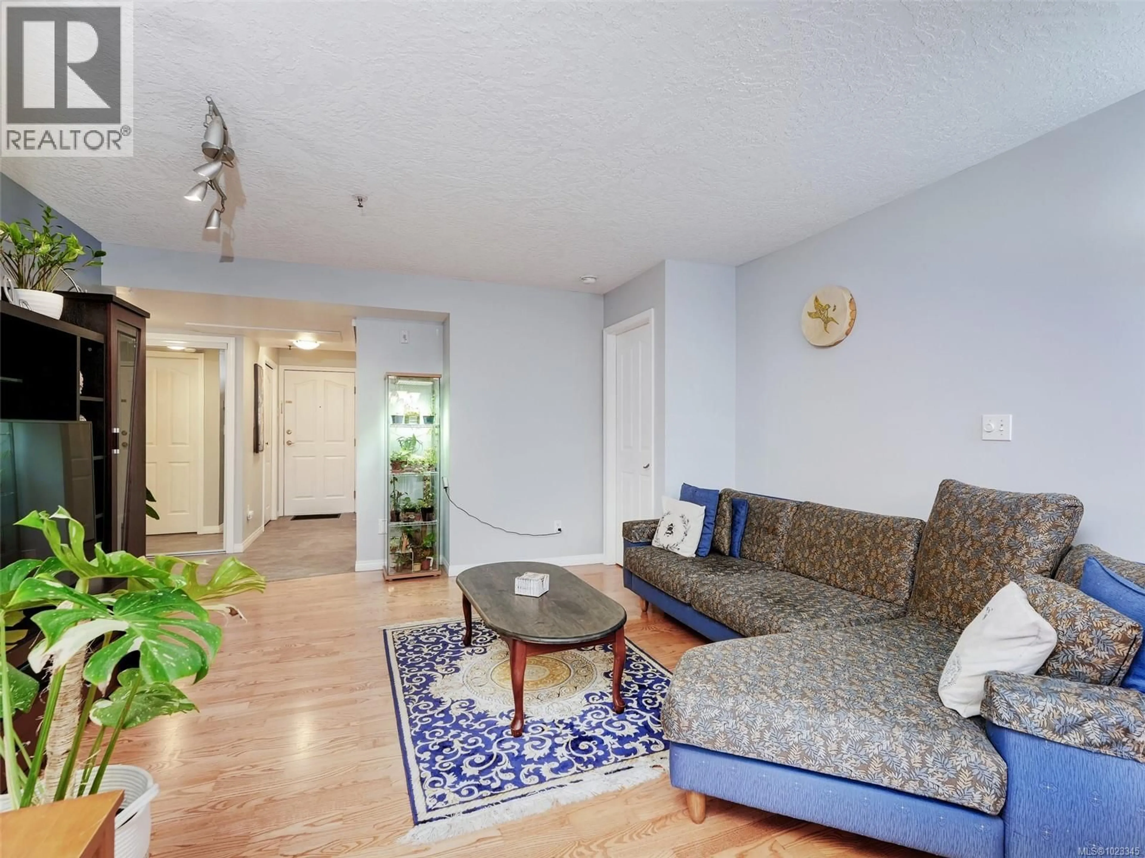 Living room with furniture, unknown for 209 - 3160 ALBINA STREET, Saanich British Columbia V9A1Z5