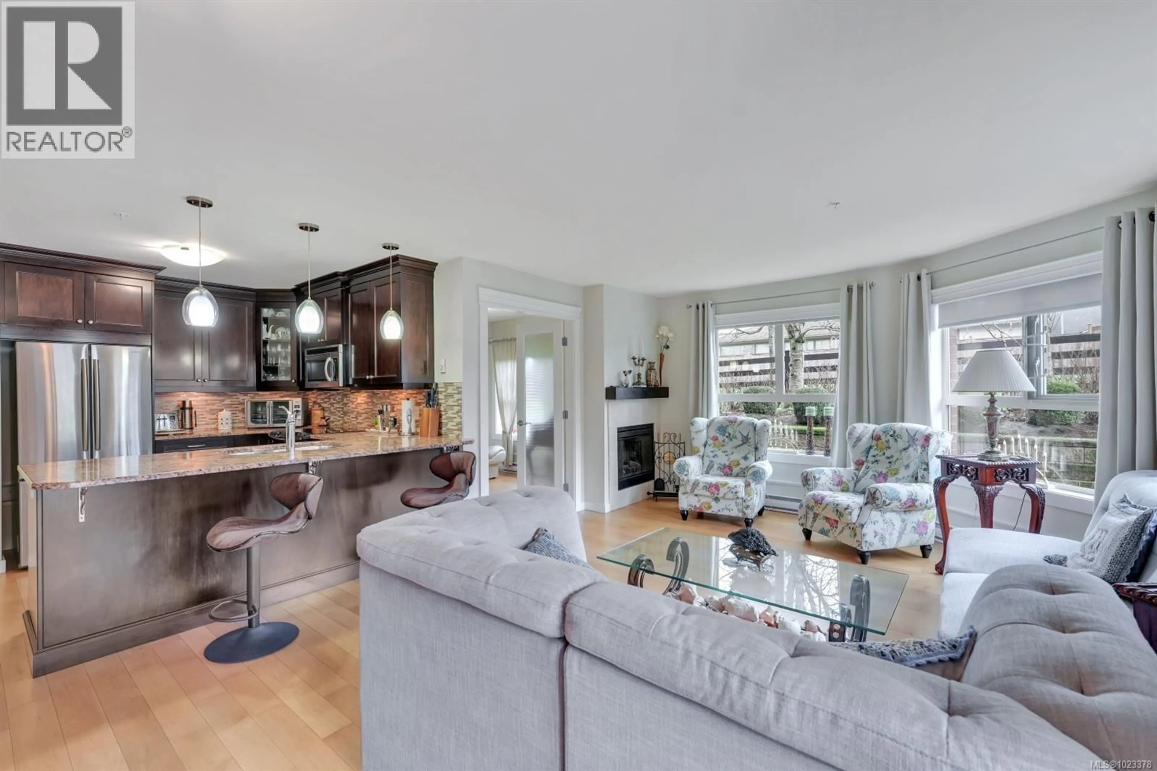 Open concept kitchen, unknown for 108 - 6728 DICKINSON ROAD, Nanaimo British Columbia V9V1T3