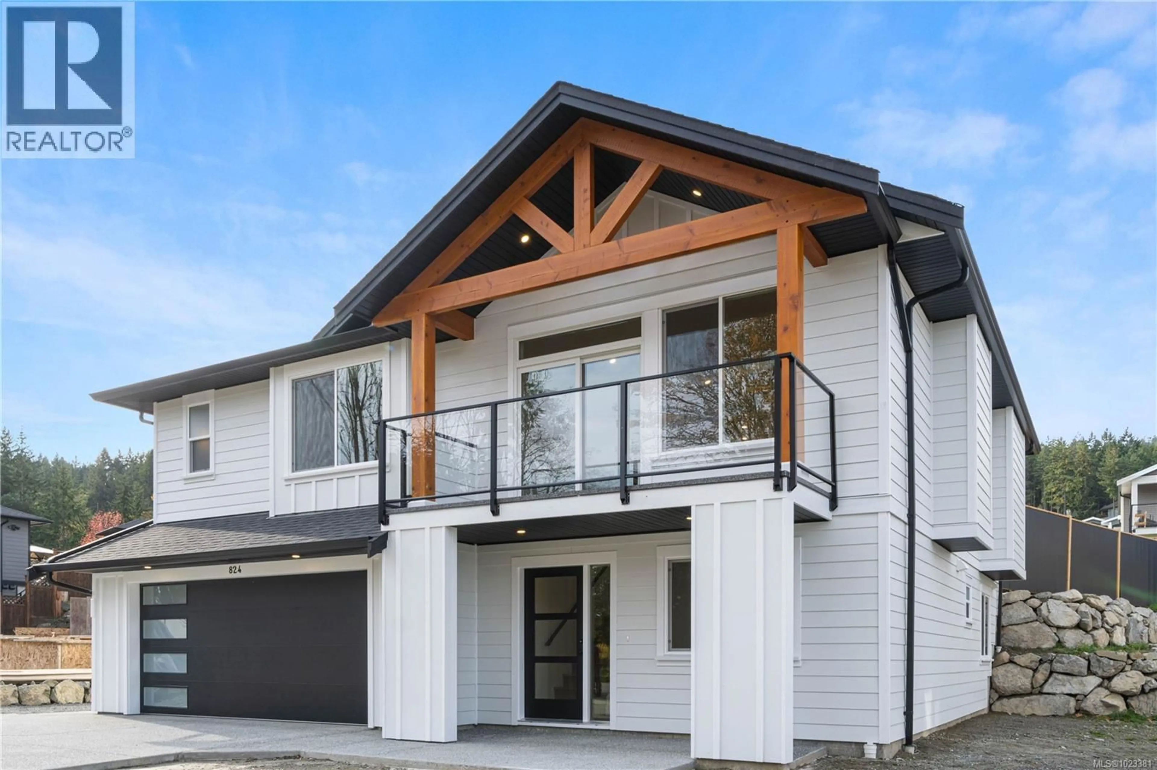 Home with vinyl exterior material, unknown for 824 RUSSELL ROAD, Ladysmith British Columbia V9G1W4