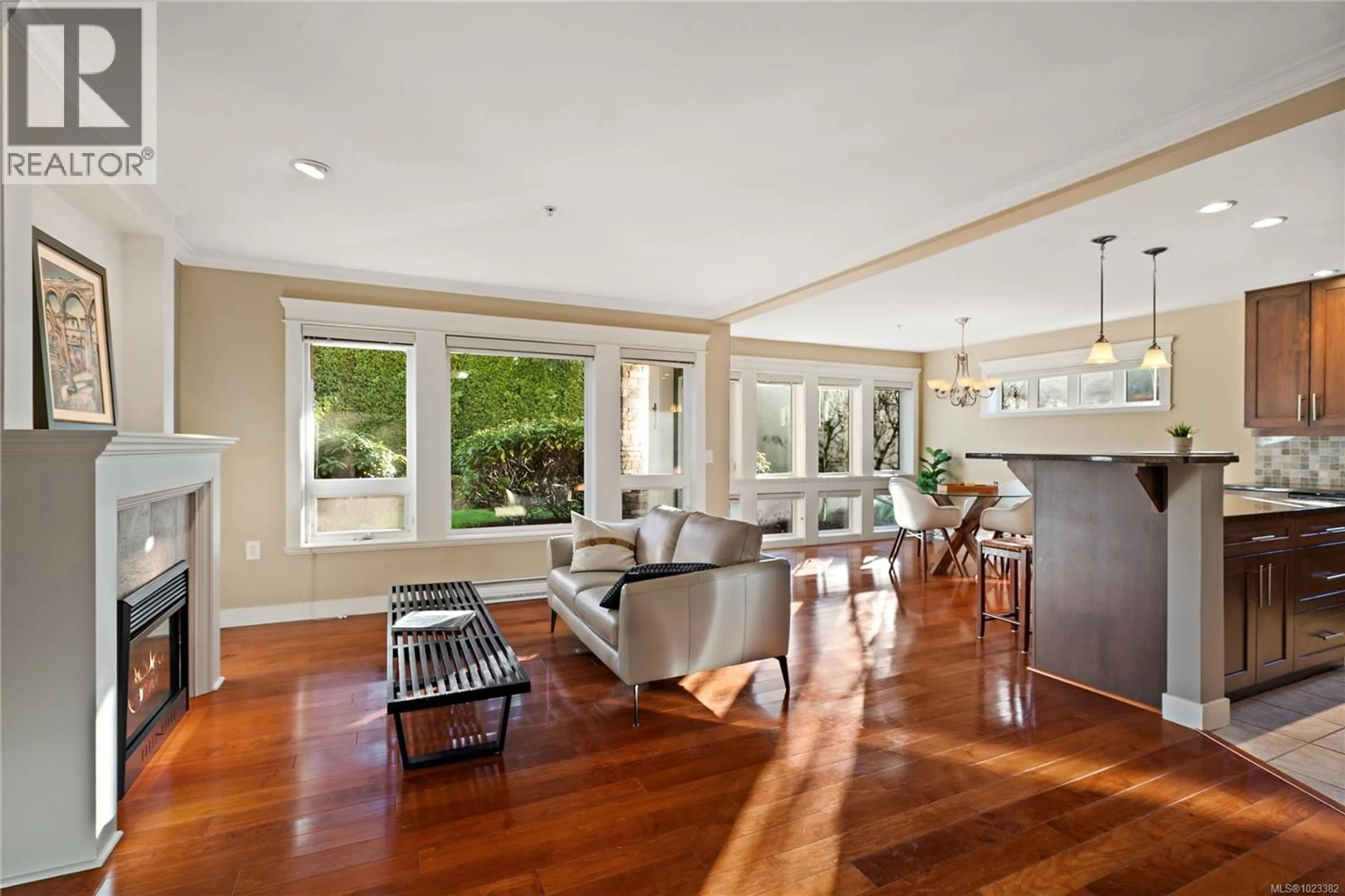 Open concept kitchen, unknown for 106 - 535 HEATHERDALE LANE, Saanich British Columbia V8Z0A4