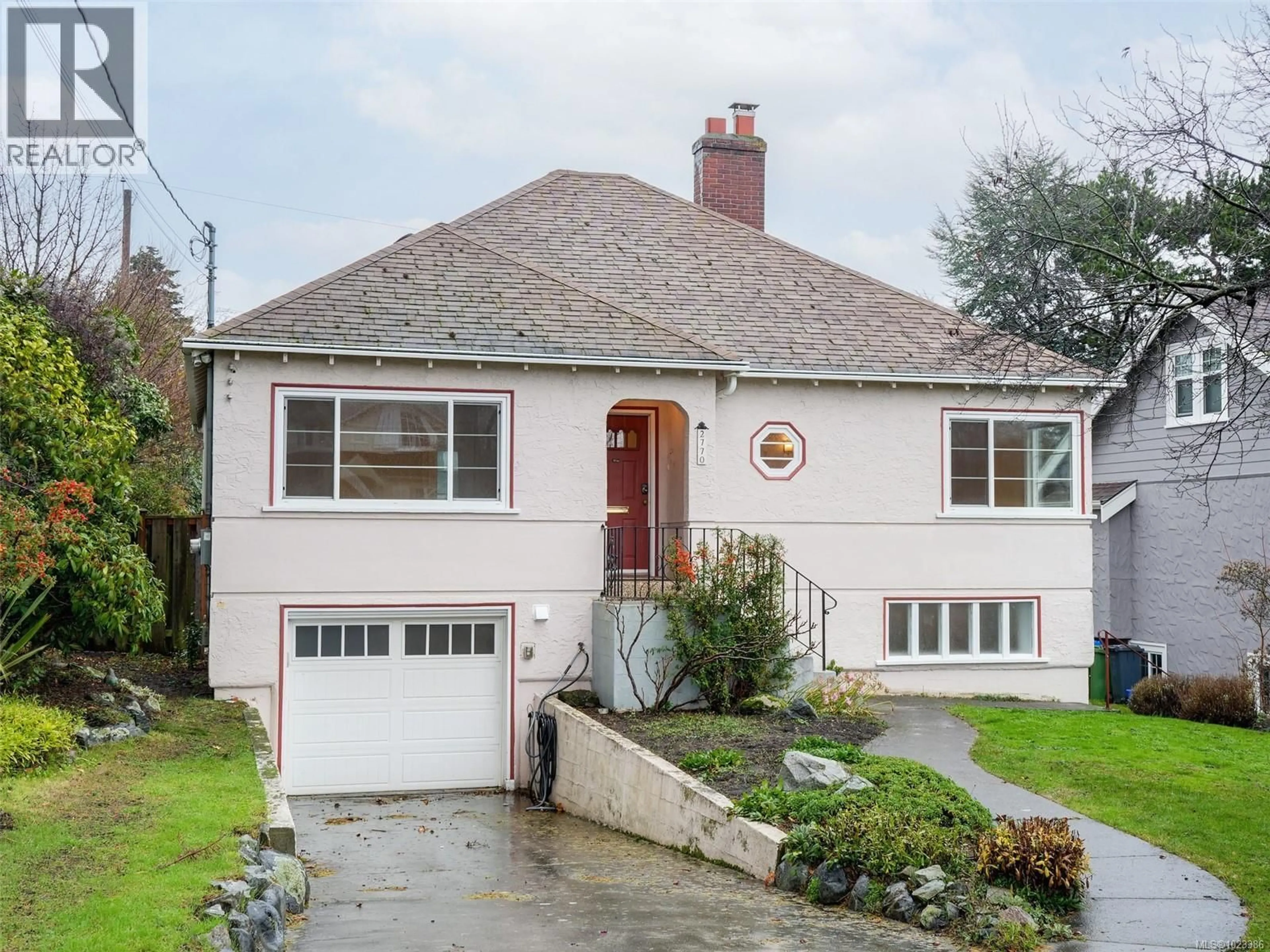 Home with brick exterior material, street for 2770 DEWDNEY AVENUE, Oak Bay British Columbia V8R3M4