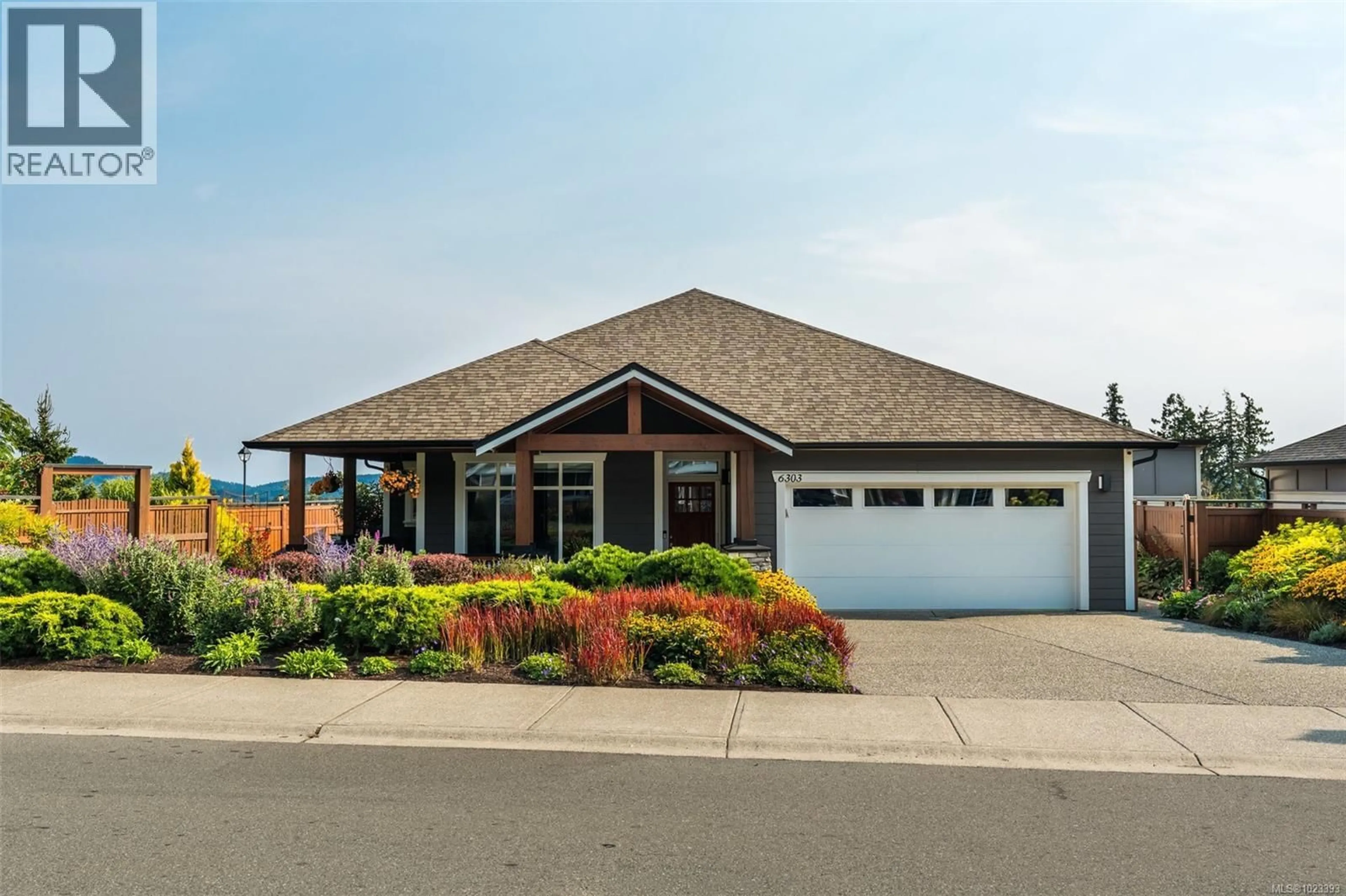 Home with vinyl exterior material, water/lake/river/ocean view for 6303 RIVERSTONE DRIVE, Sooke British Columbia V9Z1N4