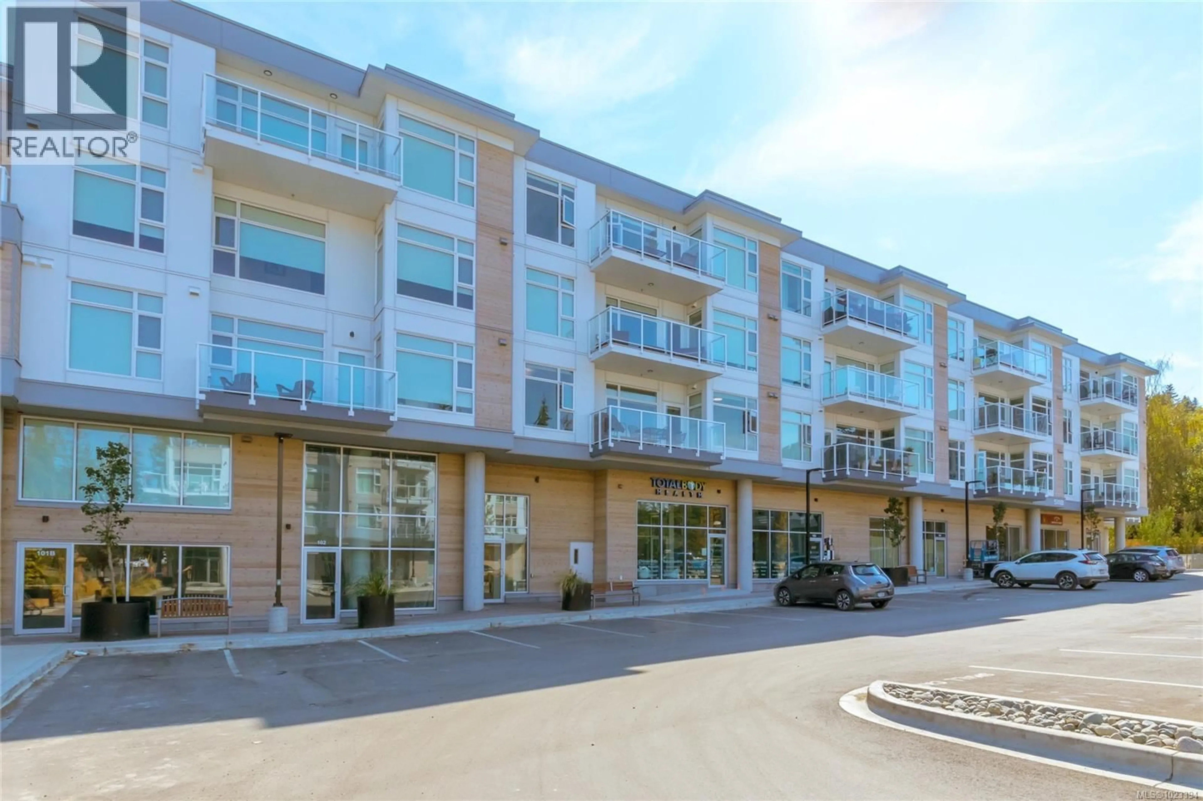 Patio, unknown for 406 - 5118 CORDOVA BAY ROAD, Saanich British Columbia V8Y2K5