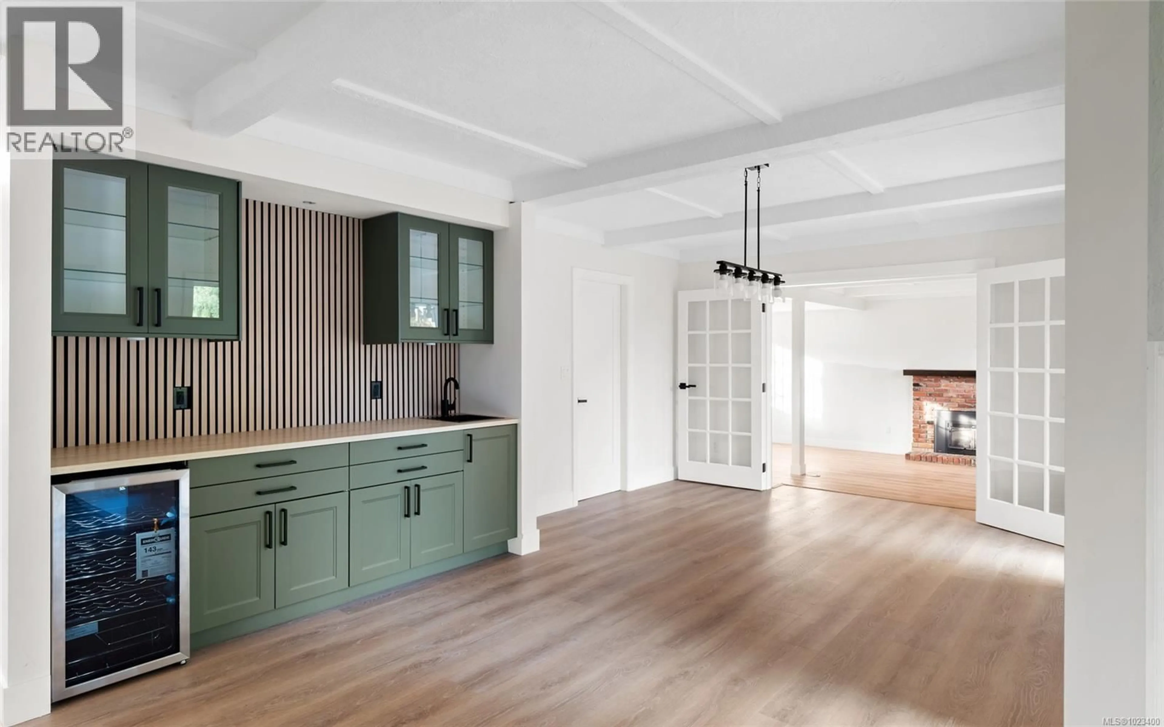 Open concept kitchen, unknown for 5208 DEL MONTE AVENUE, Saanich British Columbia V8Y1X2