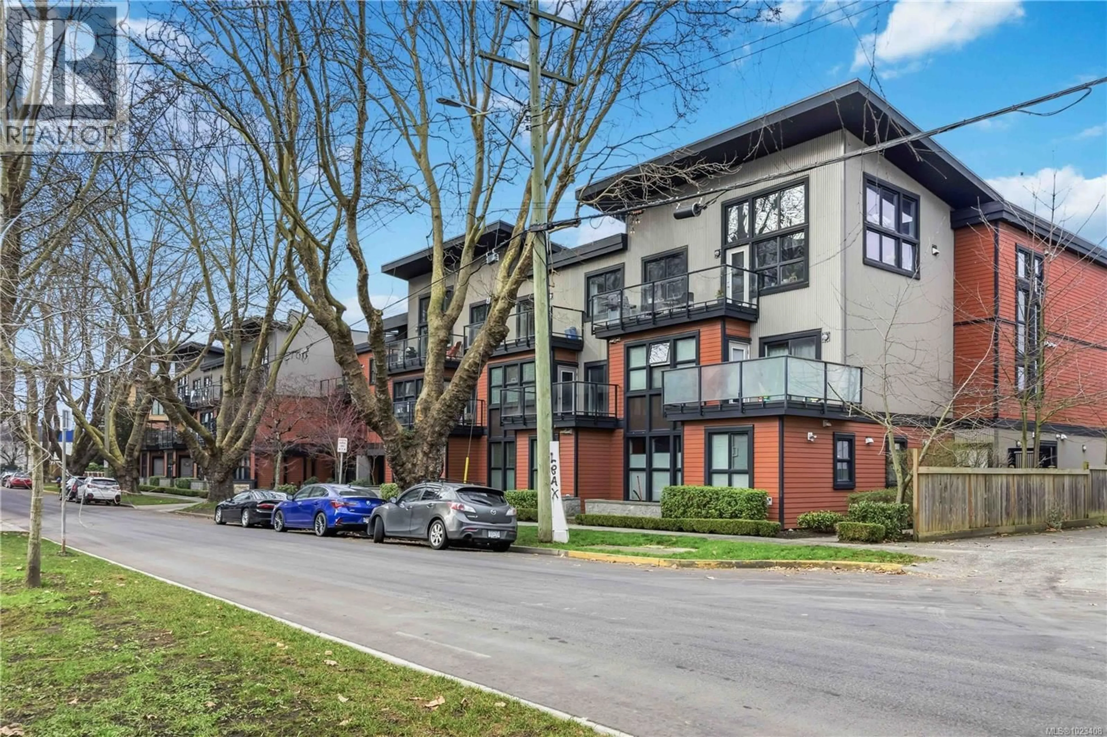Home with brick exterior material, street for 308 - 630 SPEED AVENUE, Victoria British Columbia V8Z1A4