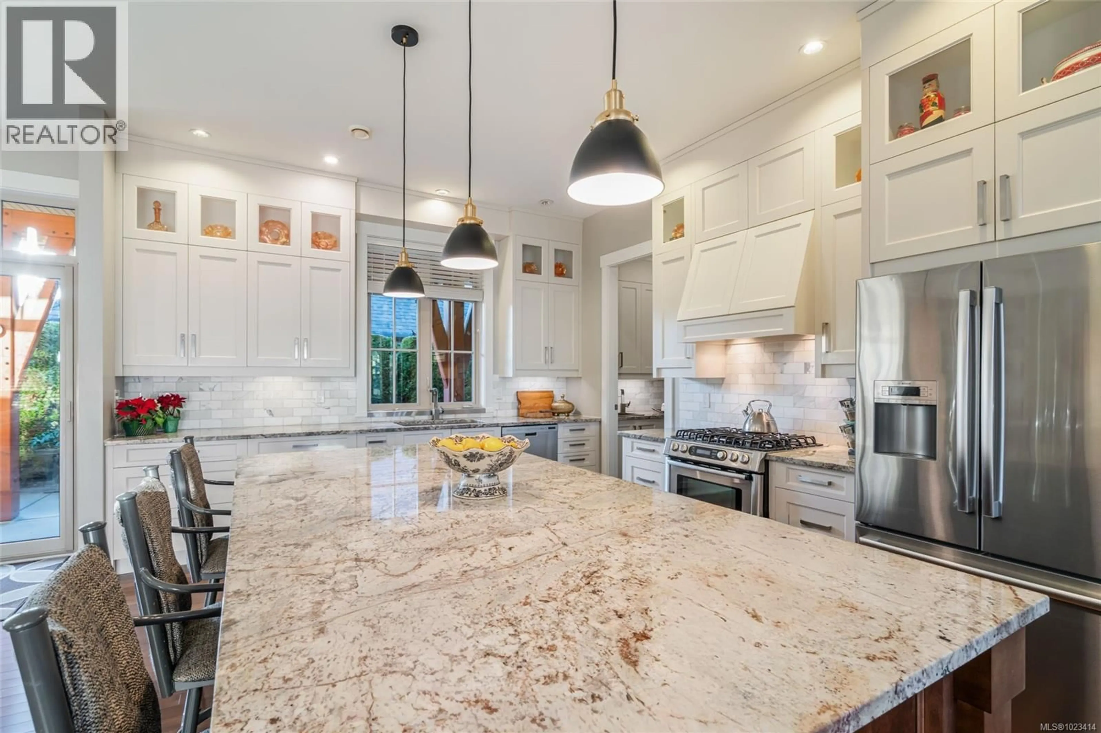 Open concept kitchen, ceramic/tile floor for 609 PROSPECT POINTE DRIVE, French Creek British Columbia V9P0B7