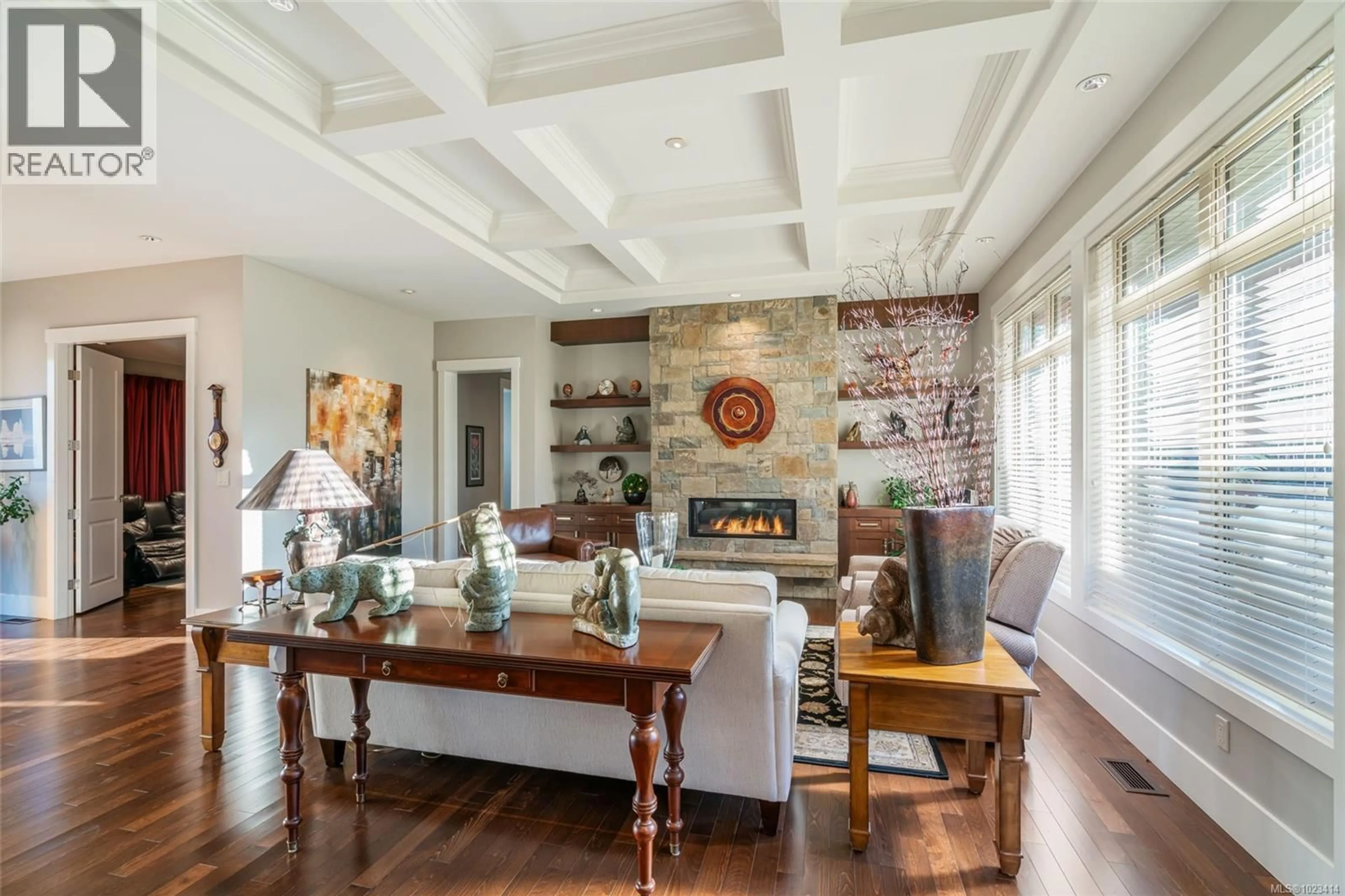 Dining room, wood/laminate floor for 609 PROSPECT POINTE DRIVE, French Creek British Columbia V9P0B7