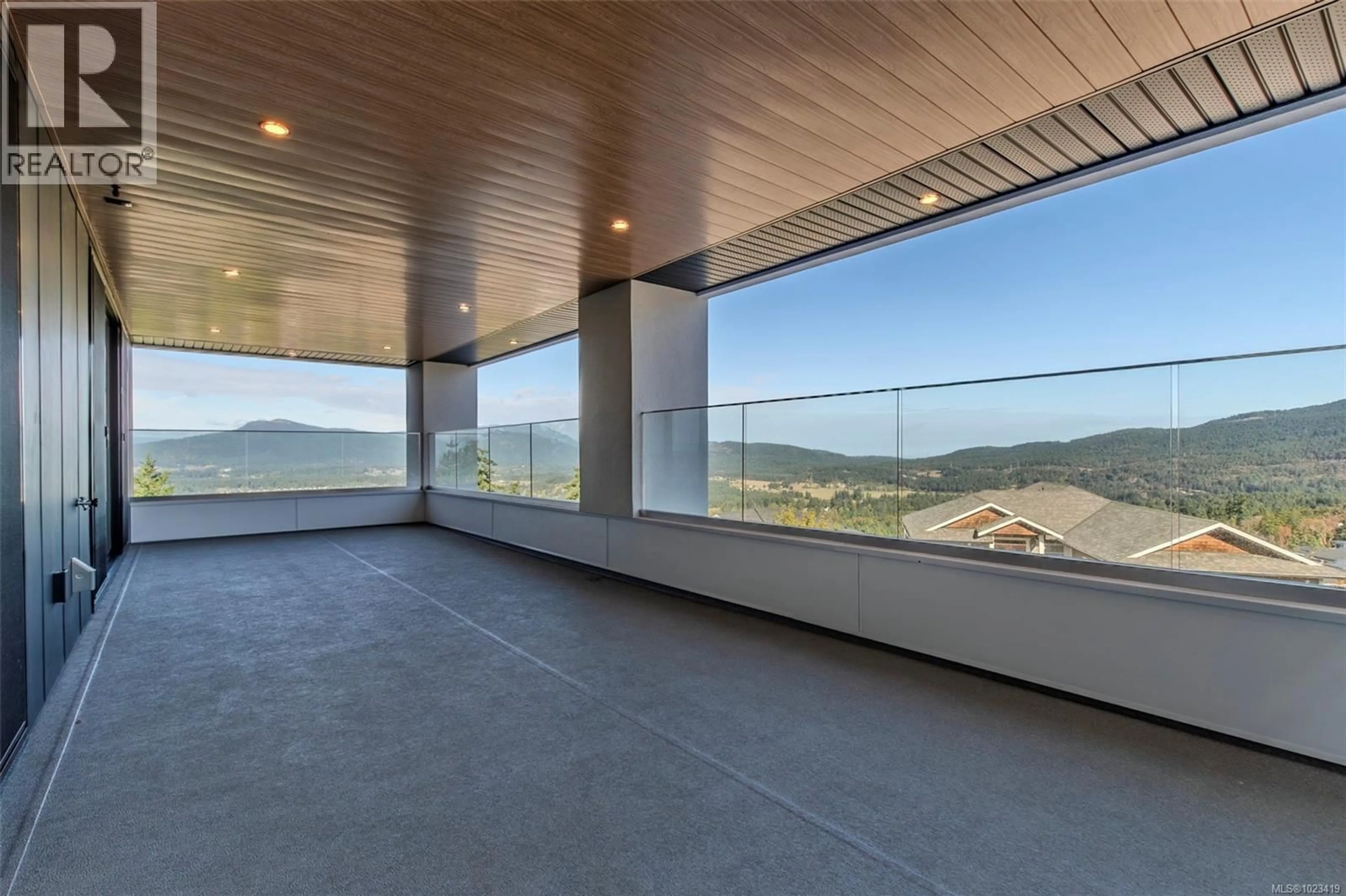 Indoor foyer for 1272 KINGSVIEW ROAD, Duncan British Columbia V9L0B3